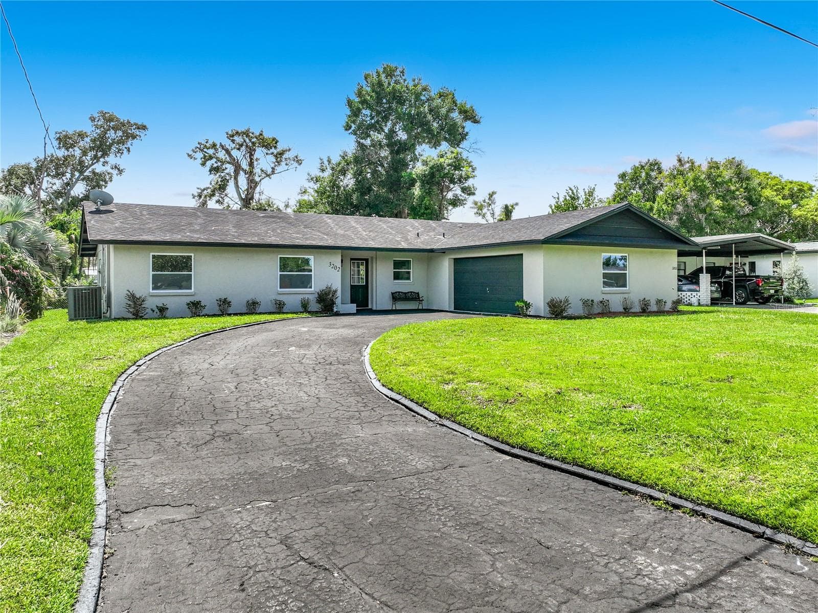 3202 TRADEWINDS TRL