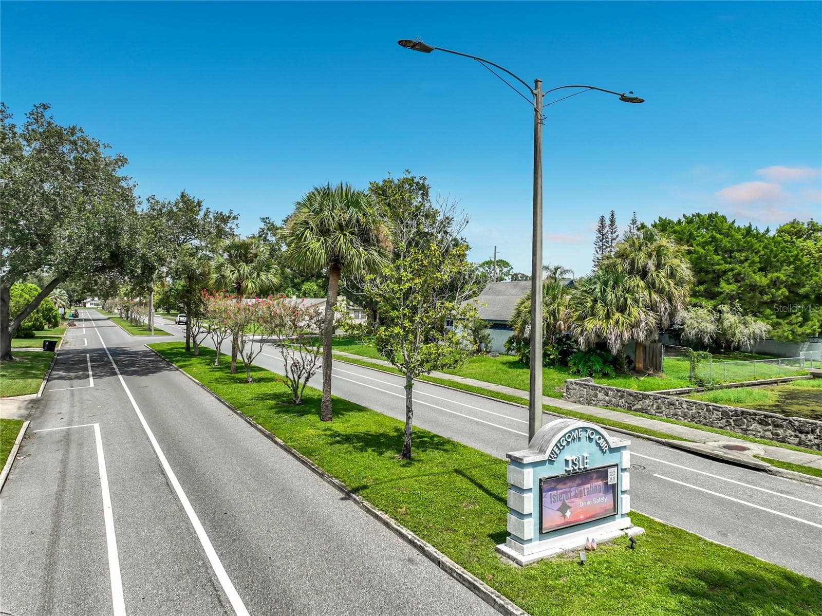 Convenient access connects the neighborhood to everything Orlando has to offer. - 3202 TRADEWINDS TRL, ORLANDO