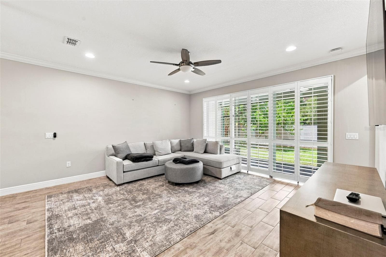 Townhouse at 1103 MANGO CT, OLDSMAR, photo 11 of 55