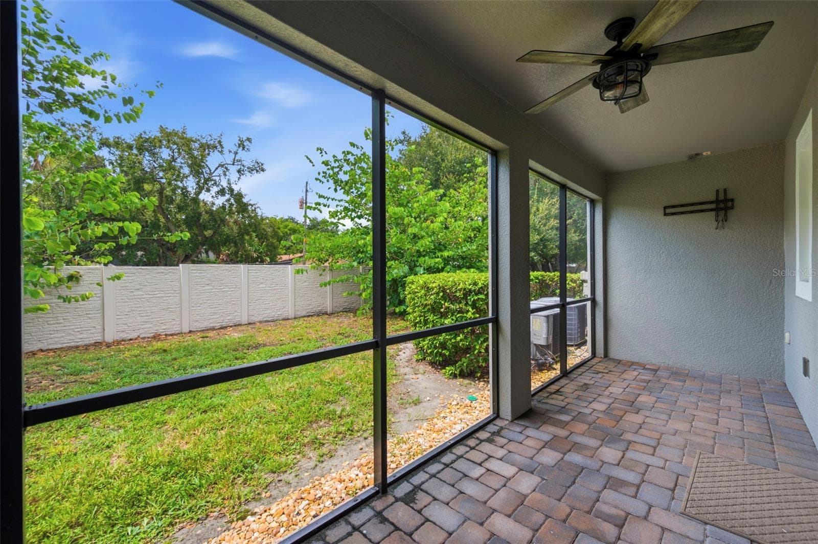 Townhouse at 1103 MANGO CT, OLDSMAR, photo 18 of 55