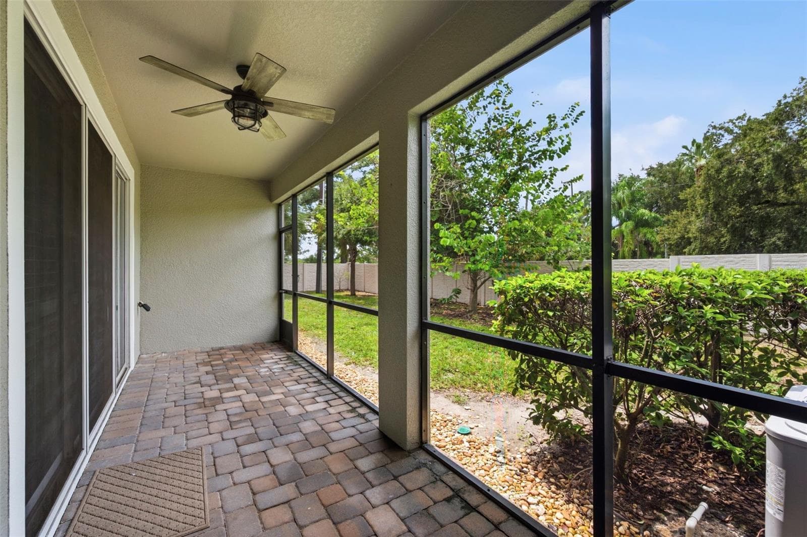 Townhouse at 1103 MANGO CT, OLDSMAR, photo 20 of 55
