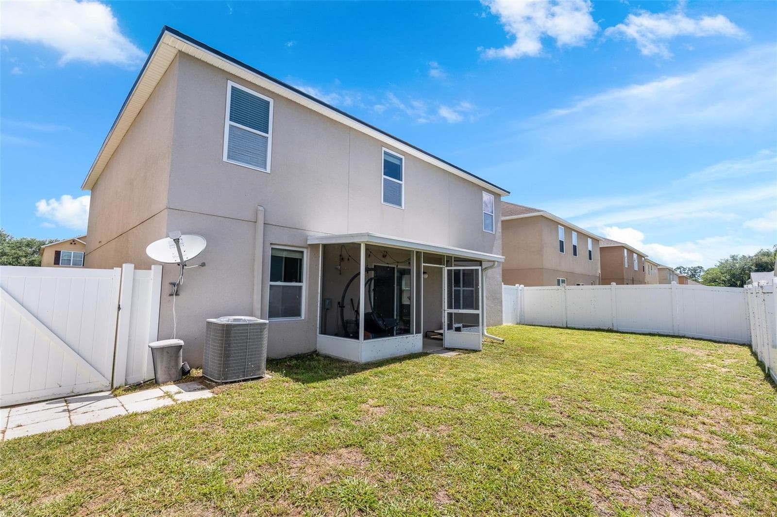 Single Family Residence at 16610 BROADFORD LN, CLERMONT, photo 21 of 29