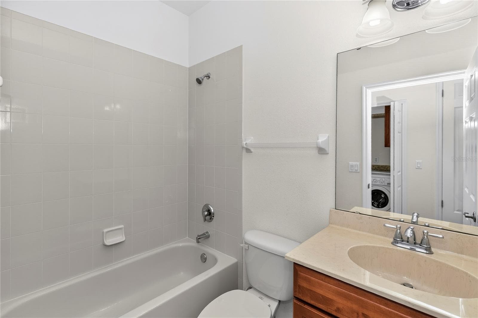 Single Family Residence at 11513 MOSSY OAK DR, ORLANDO, photo 17 of 51
