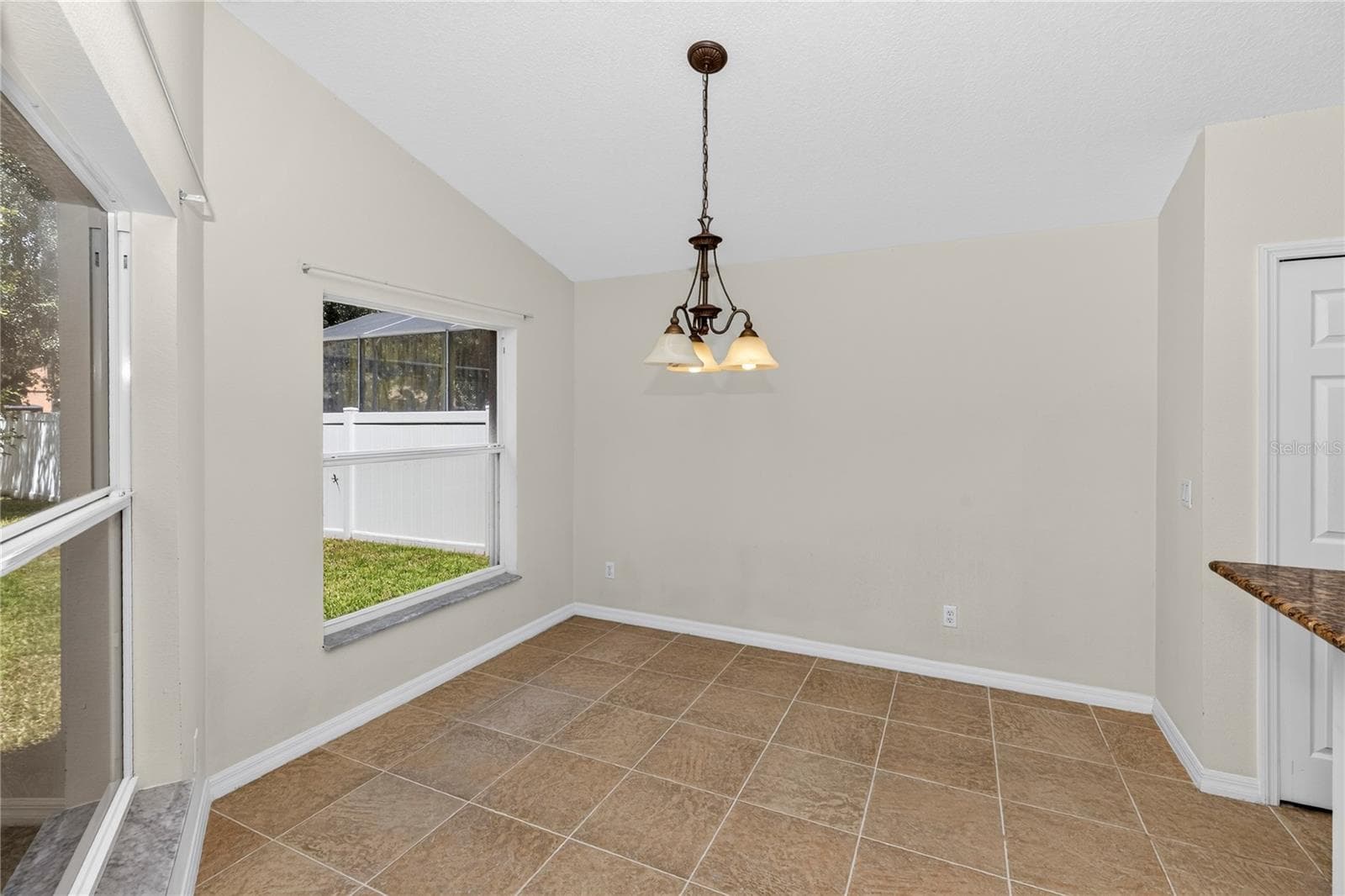 Single Family Residence at 11513 MOSSY OAK DR, ORLANDO, photo 18 of 51