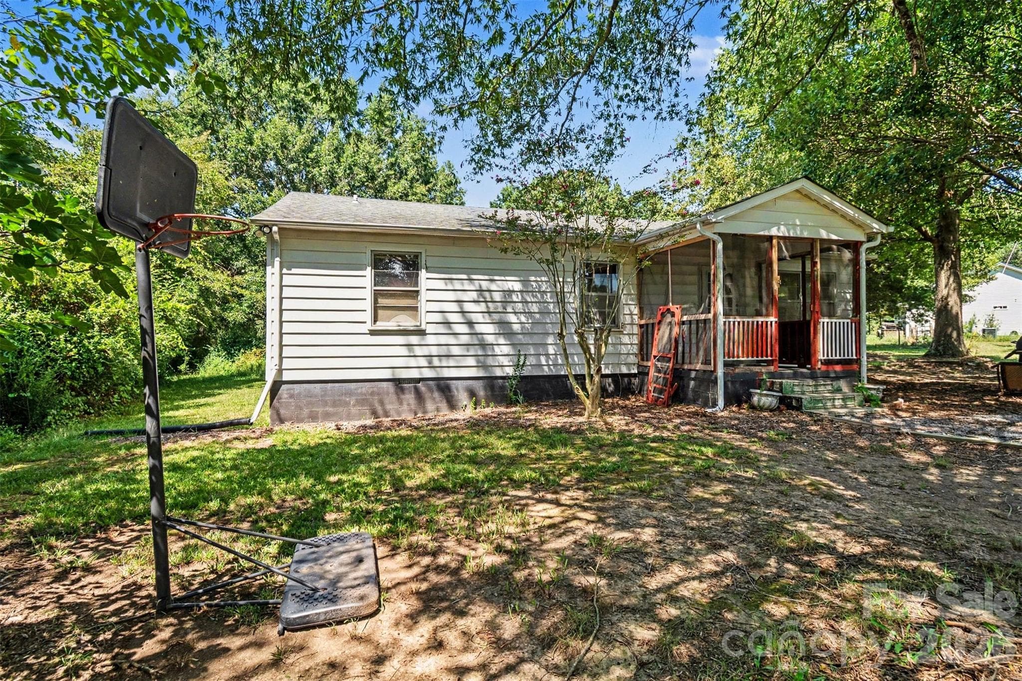Single Family Residence at 7218 Wolf Pond Road, Monroe, photo 3 of 23