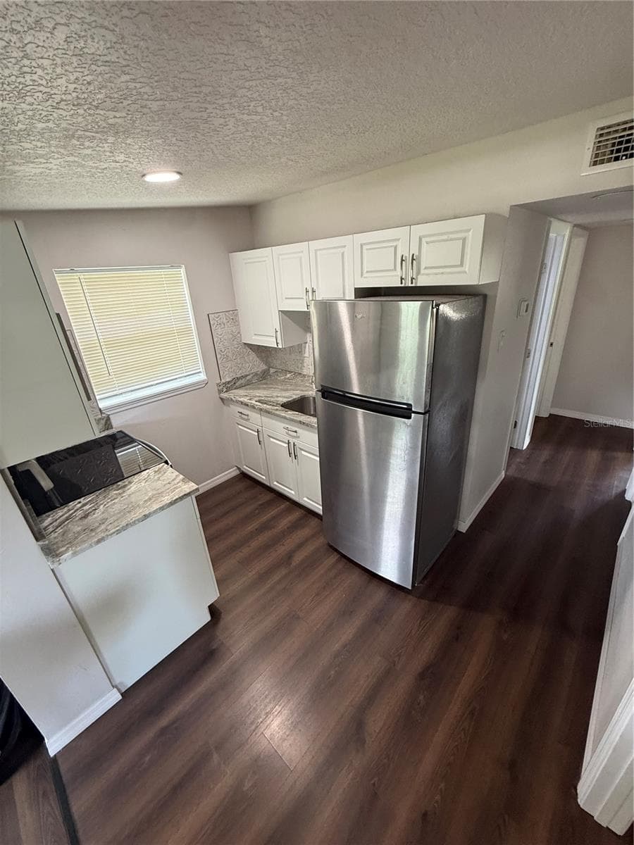 kitchen - 3013 LAUREL AVE, LAKE WALES
