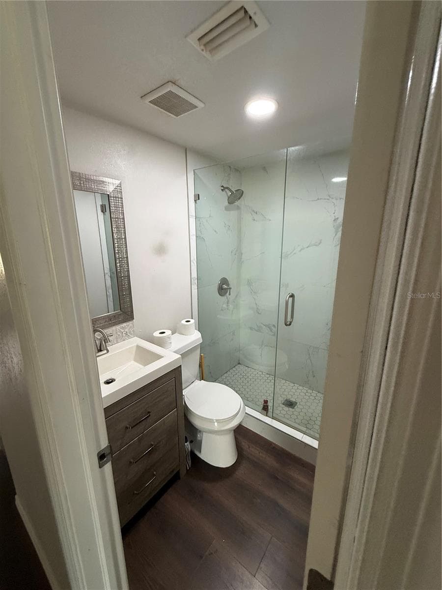 bathroom - 3013 LAUREL AVE, LAKE WALES
