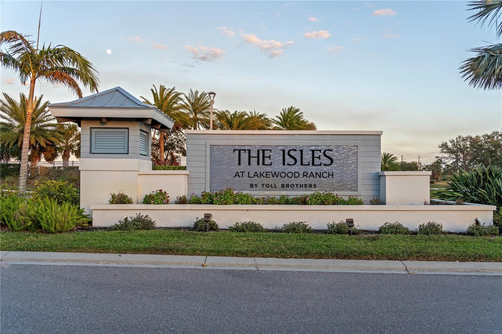 Single Family Residence at 8154 REDONDA LOOP, LAKEWOOD RANCH, photo 74 of 95