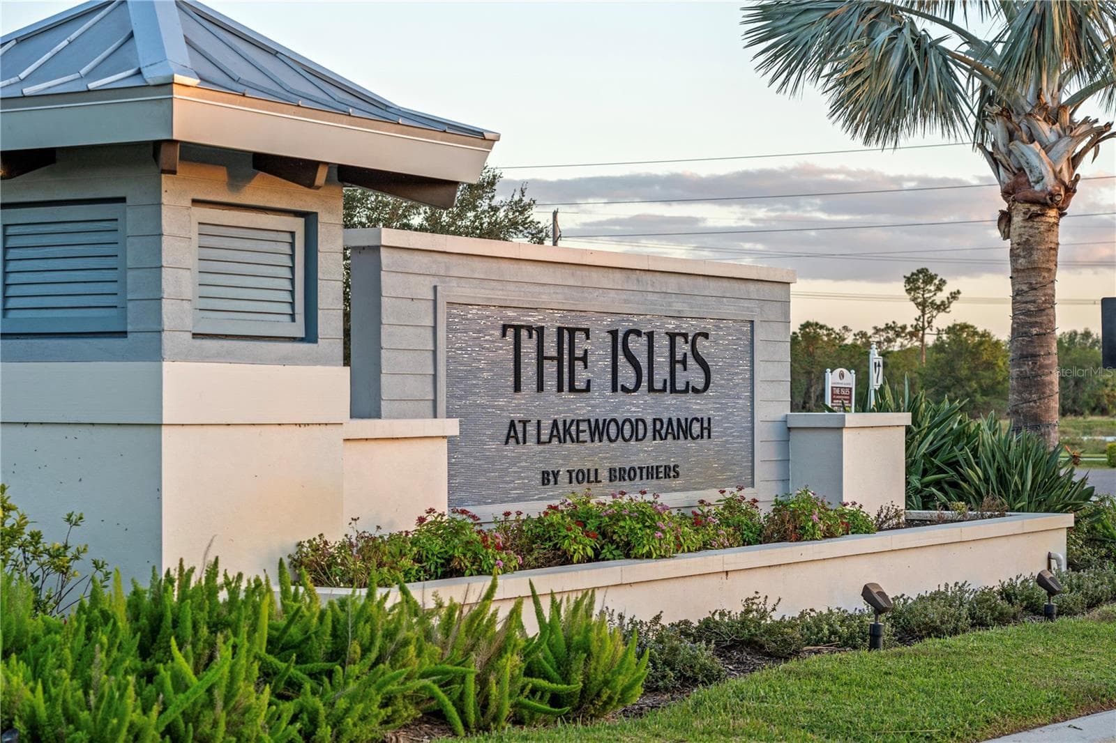 Single Family Residence at 8154 REDONDA LOOP, LAKEWOOD RANCH, photo 75 of 95