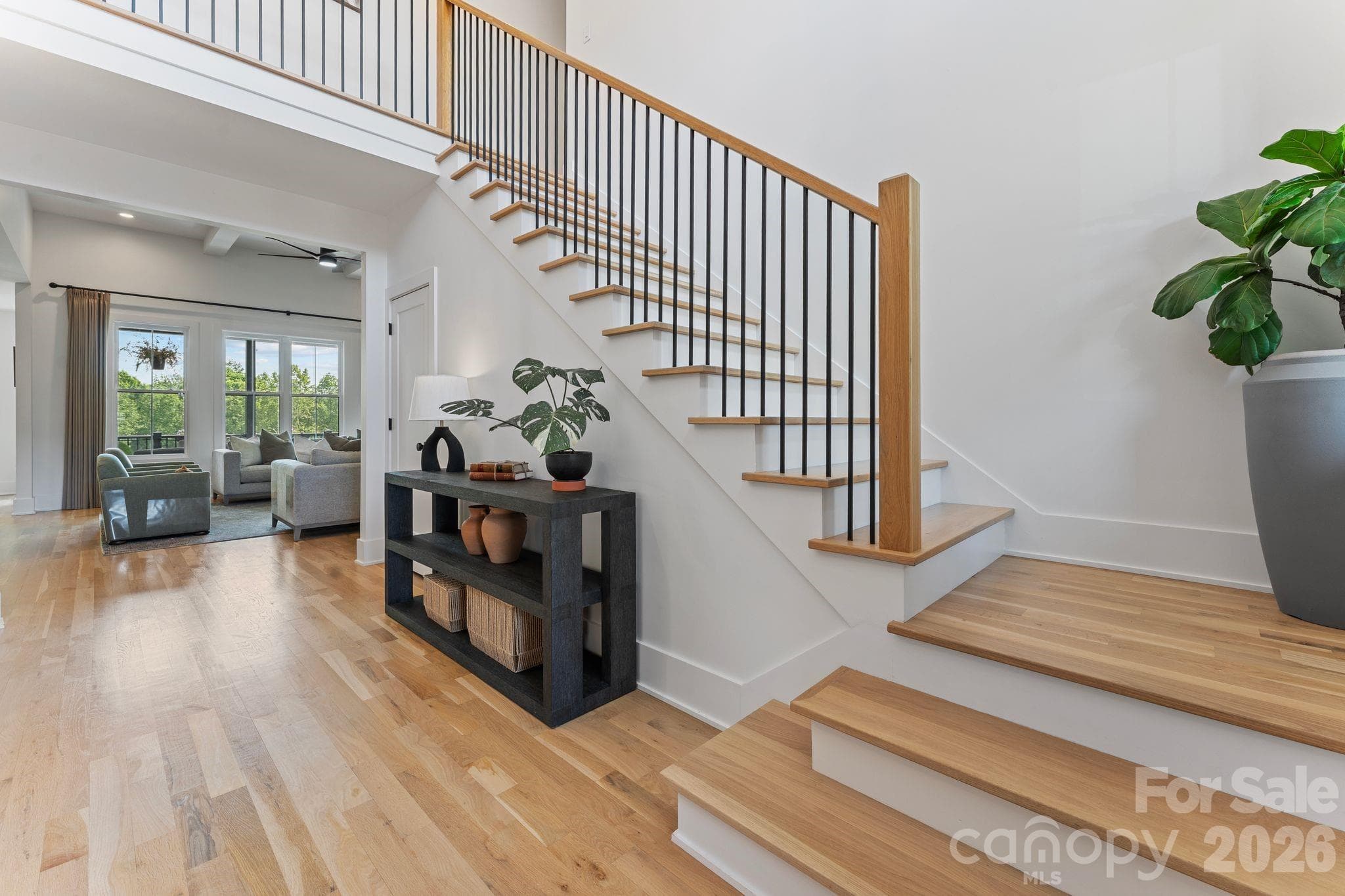 Single Family Residence at 1116 Players Ridge Road, Hickory, photo 10 of 42