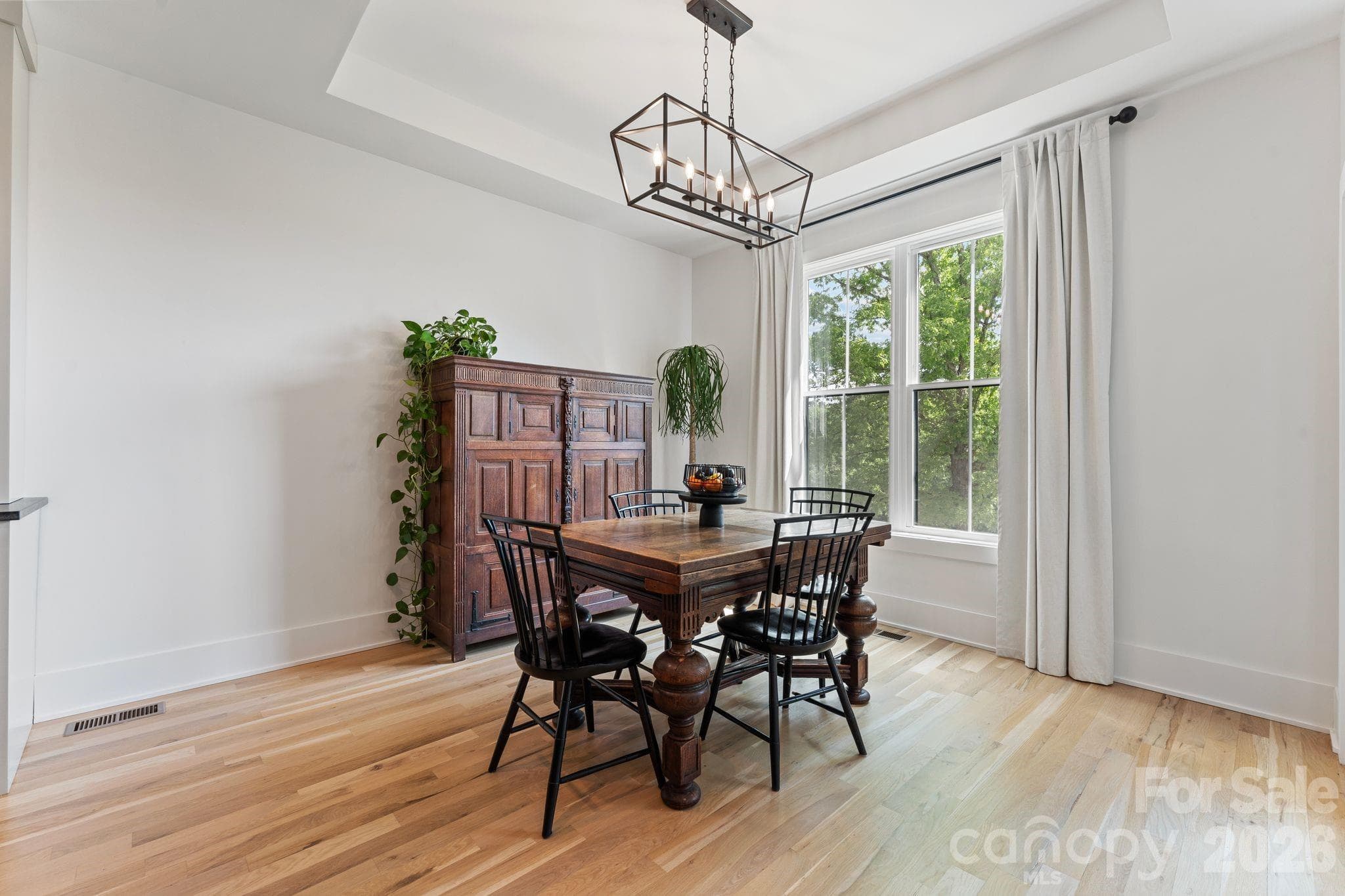 Single Family Residence at 1116 Players Ridge Road, Hickory, photo 16 of 42