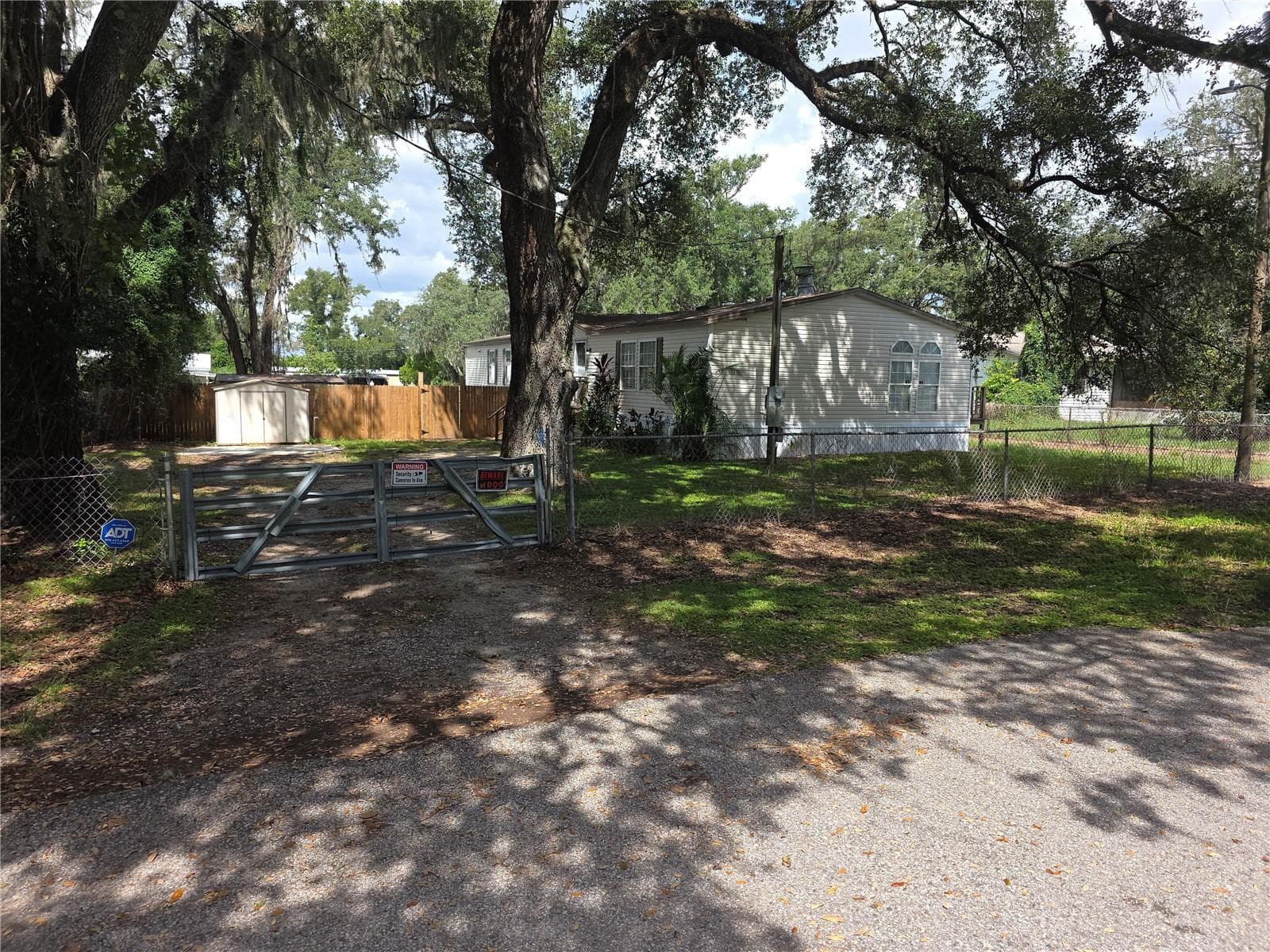 1020 BRINWOOD DR