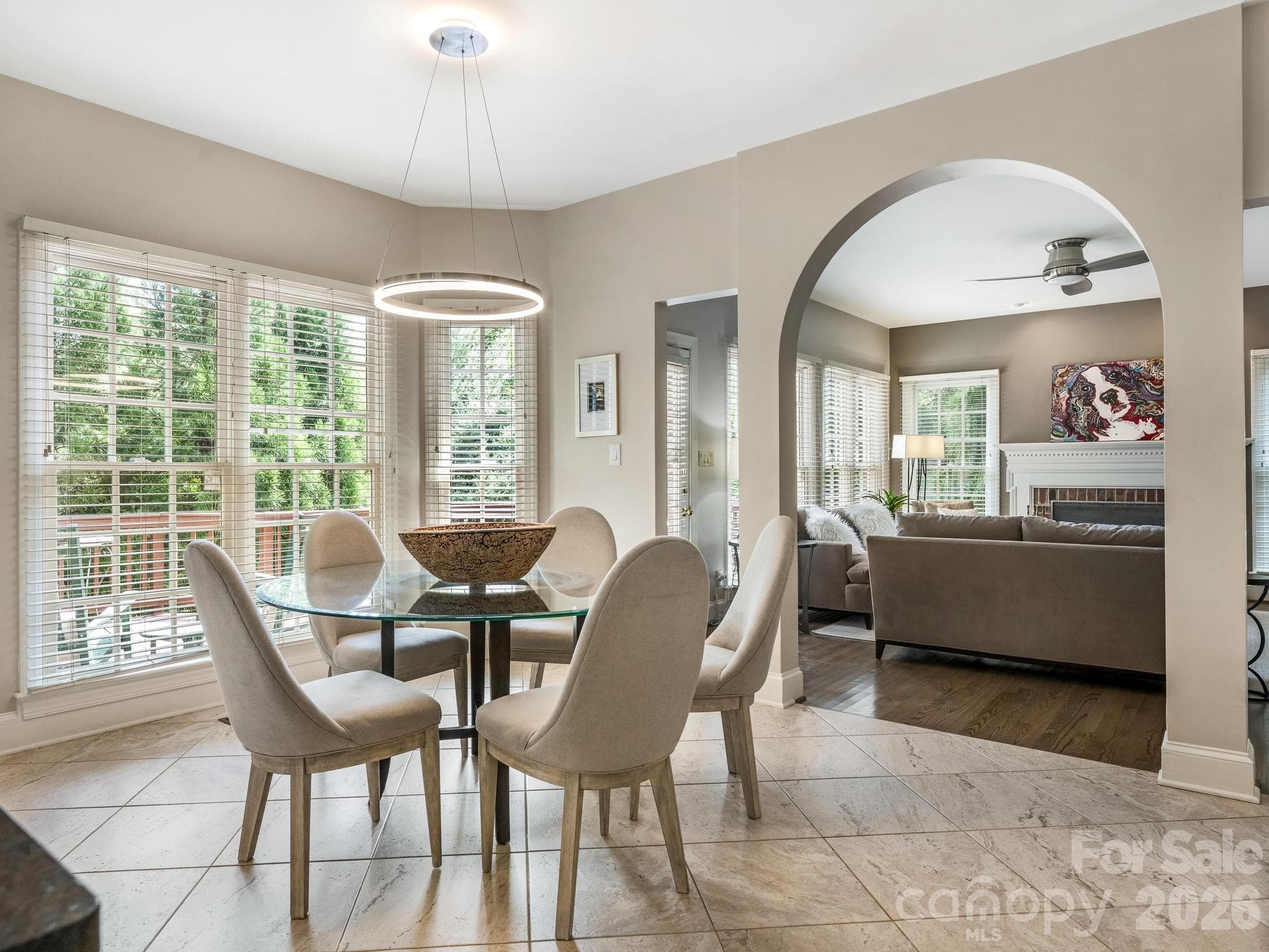 Single Family Residence at 213 Summermore Drive, Charlotte, photo 12 of 34