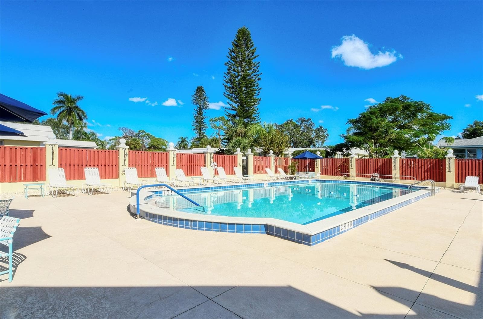Condominium at 5911 TIDEWOOD AVE #3, SARASOTA, photo 20 of 38