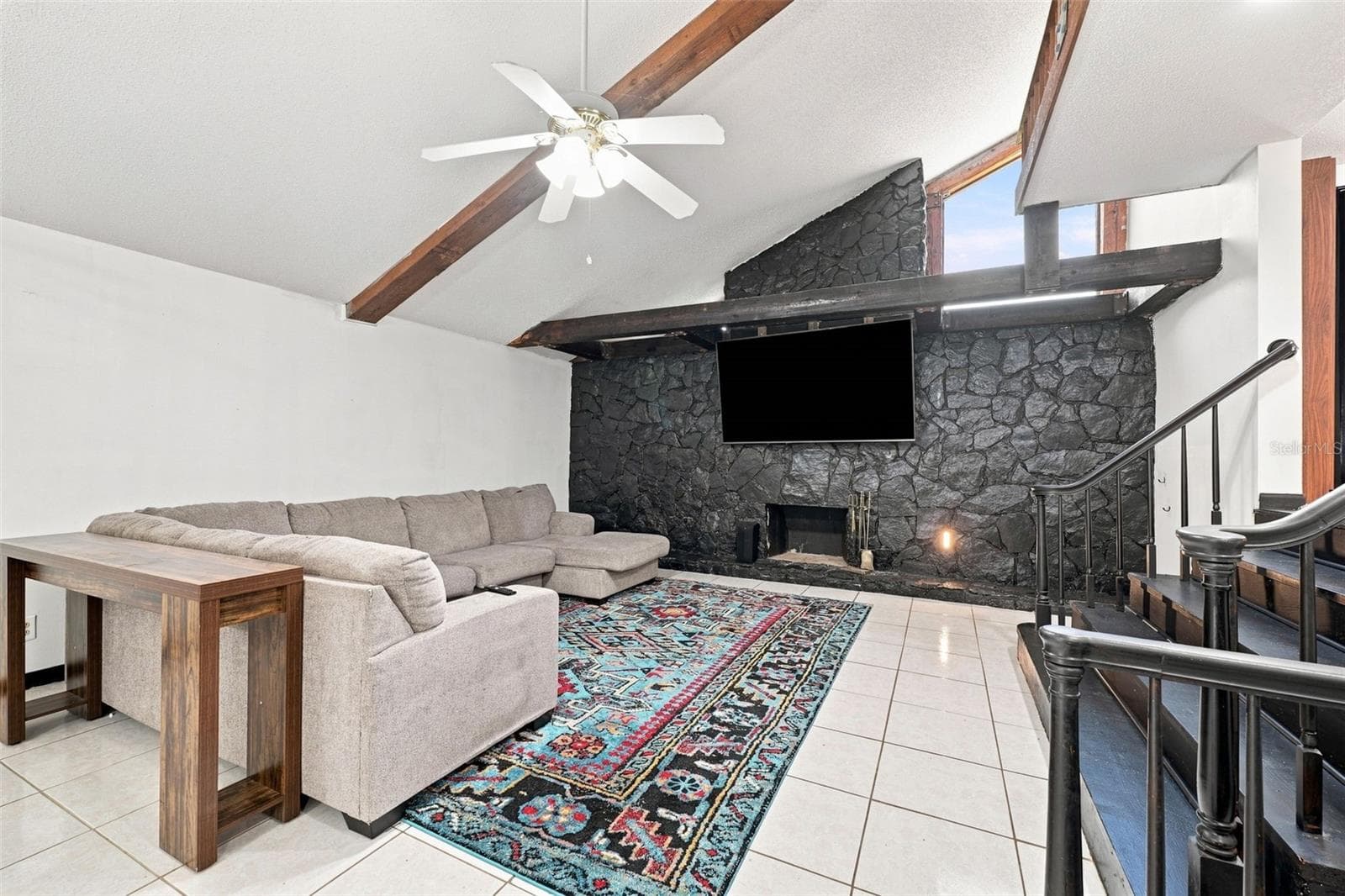 Family Room - 28850 LINDENHURST DR, WESLEY CHAPEL