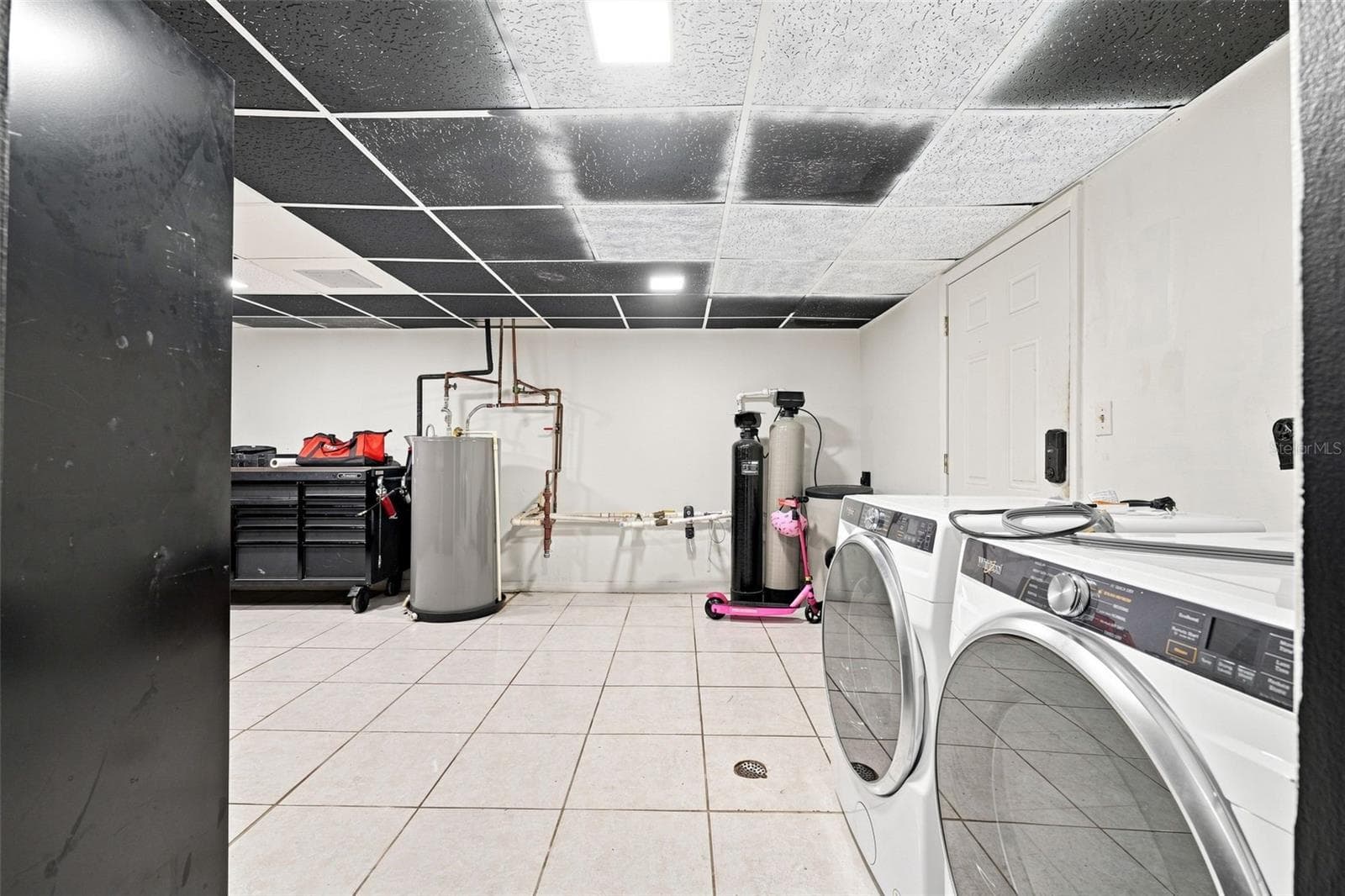 Laundry Room - 28850 LINDENHURST DR, WESLEY CHAPEL