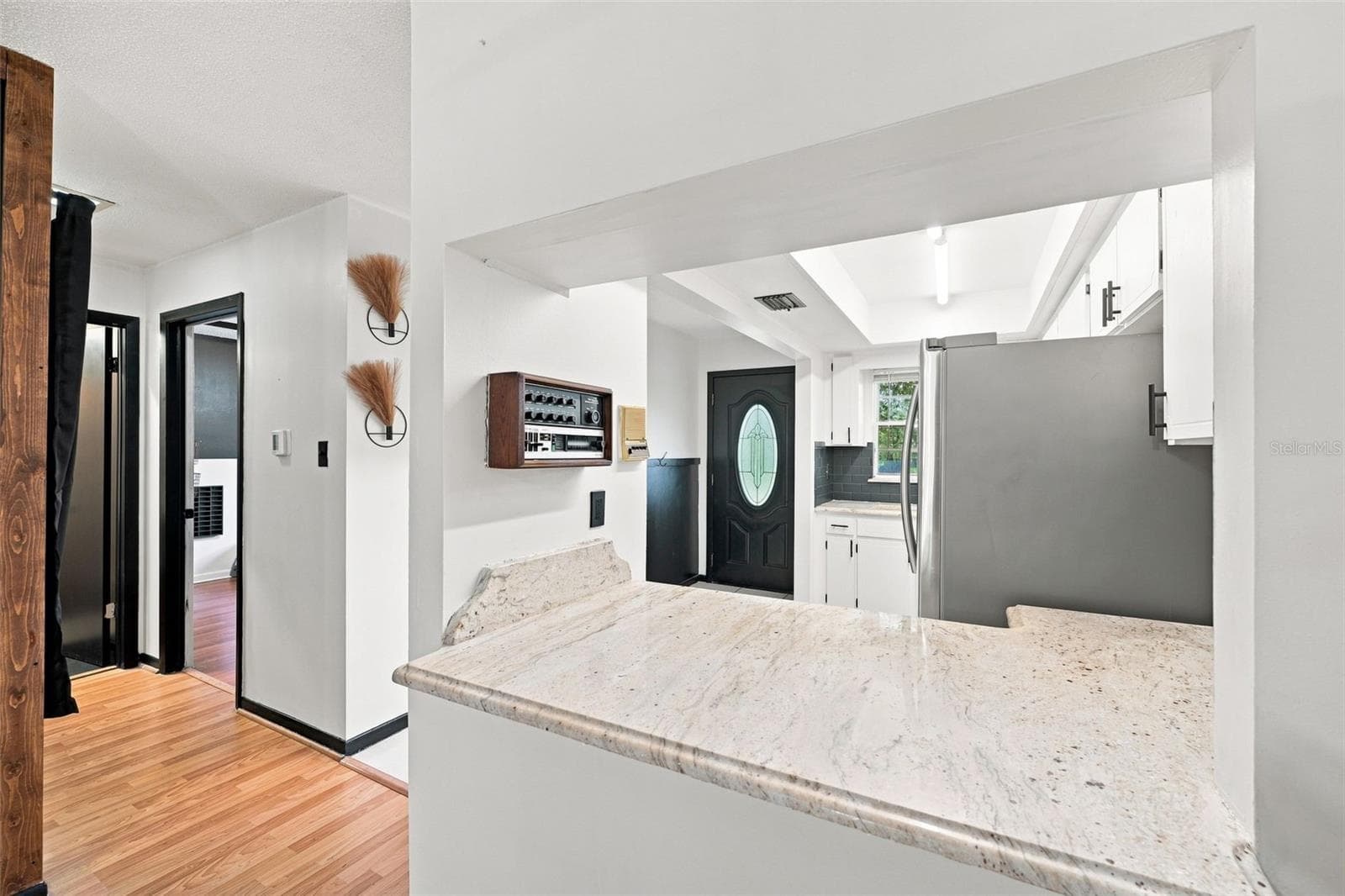 Kitchen - 28850 LINDENHURST DR, WESLEY CHAPEL