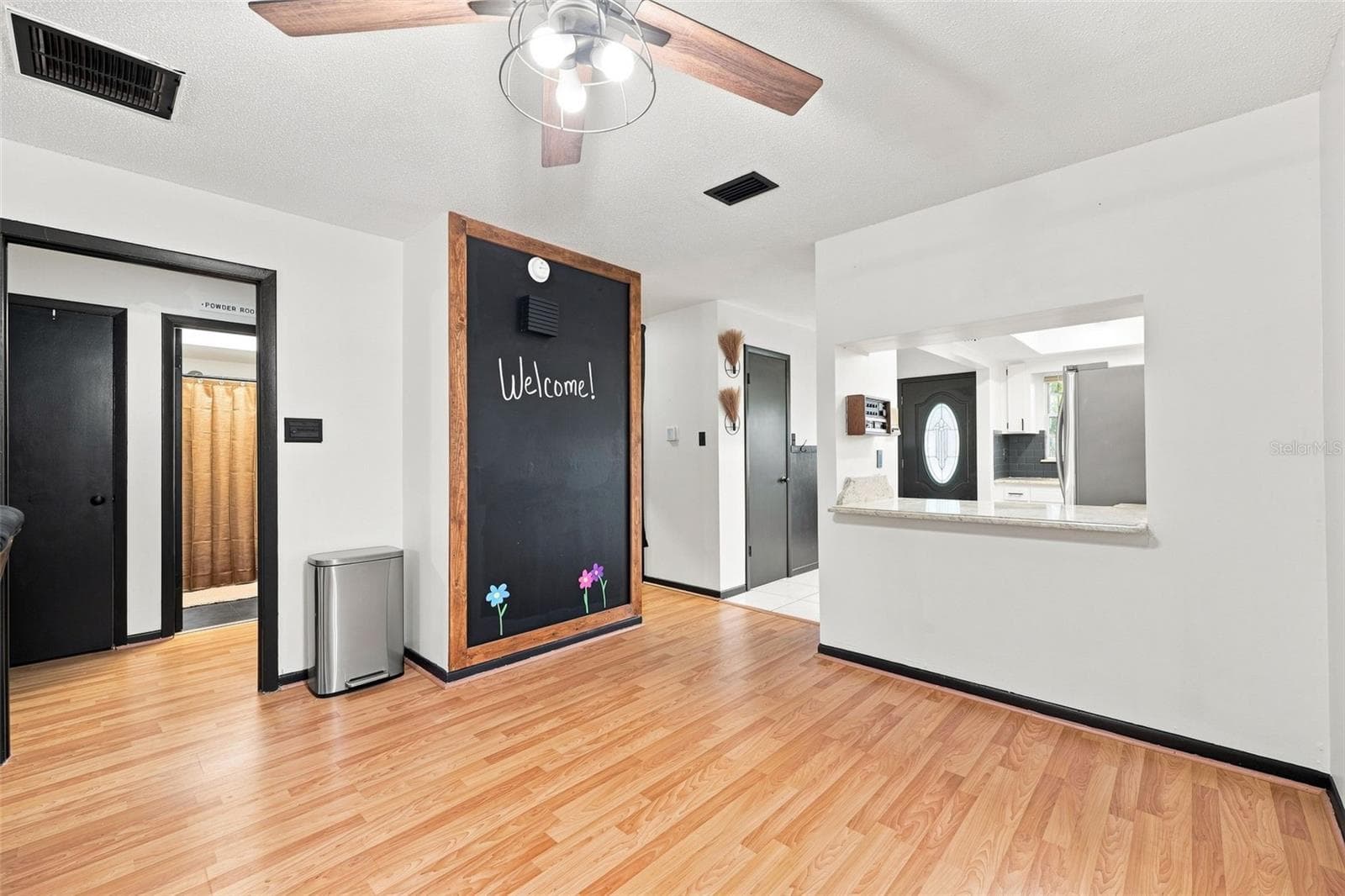 Kitchen - 28850 LINDENHURST DR, WESLEY CHAPEL