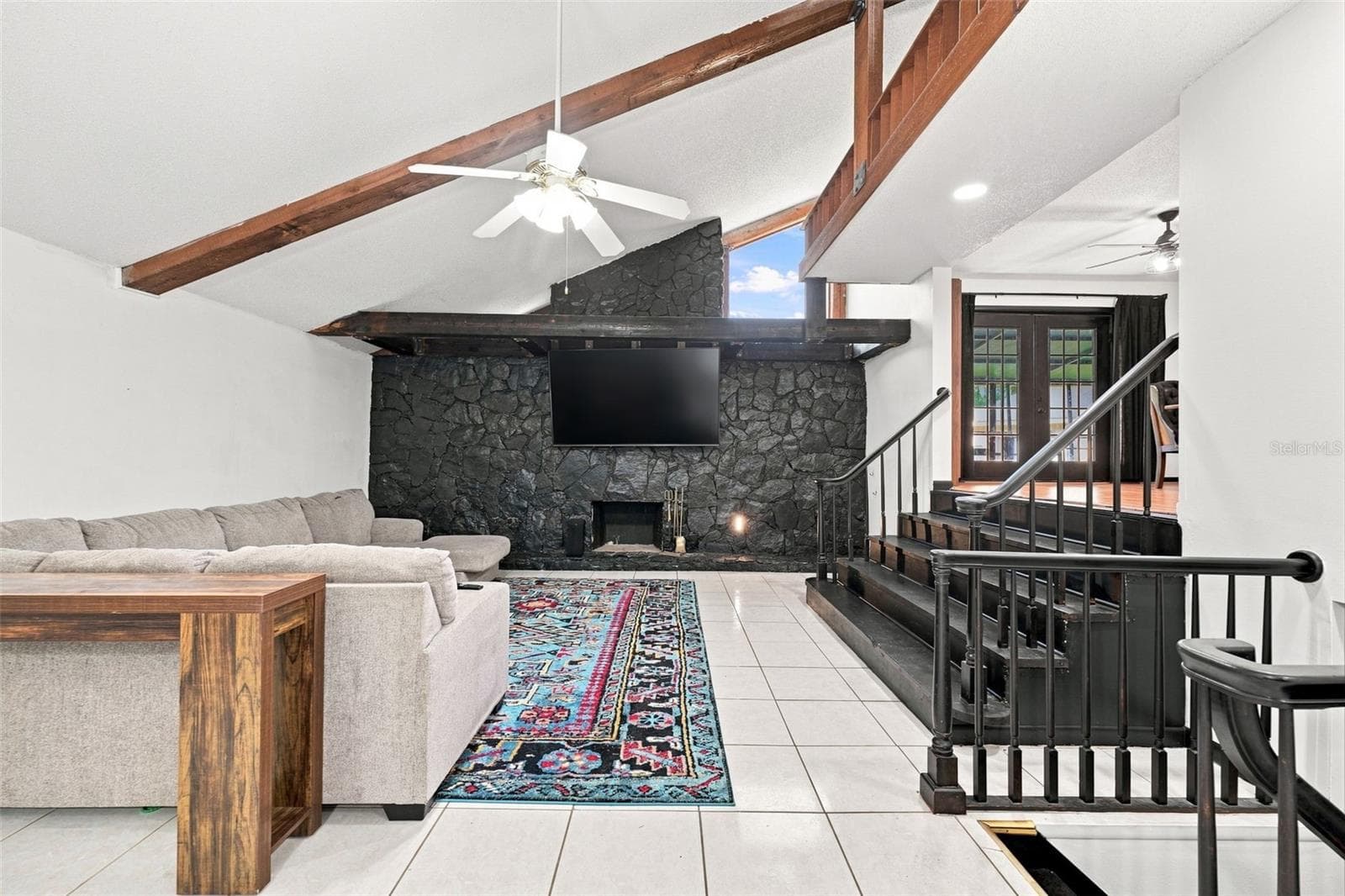Family Room - 28850 LINDENHURST DR, WESLEY CHAPEL