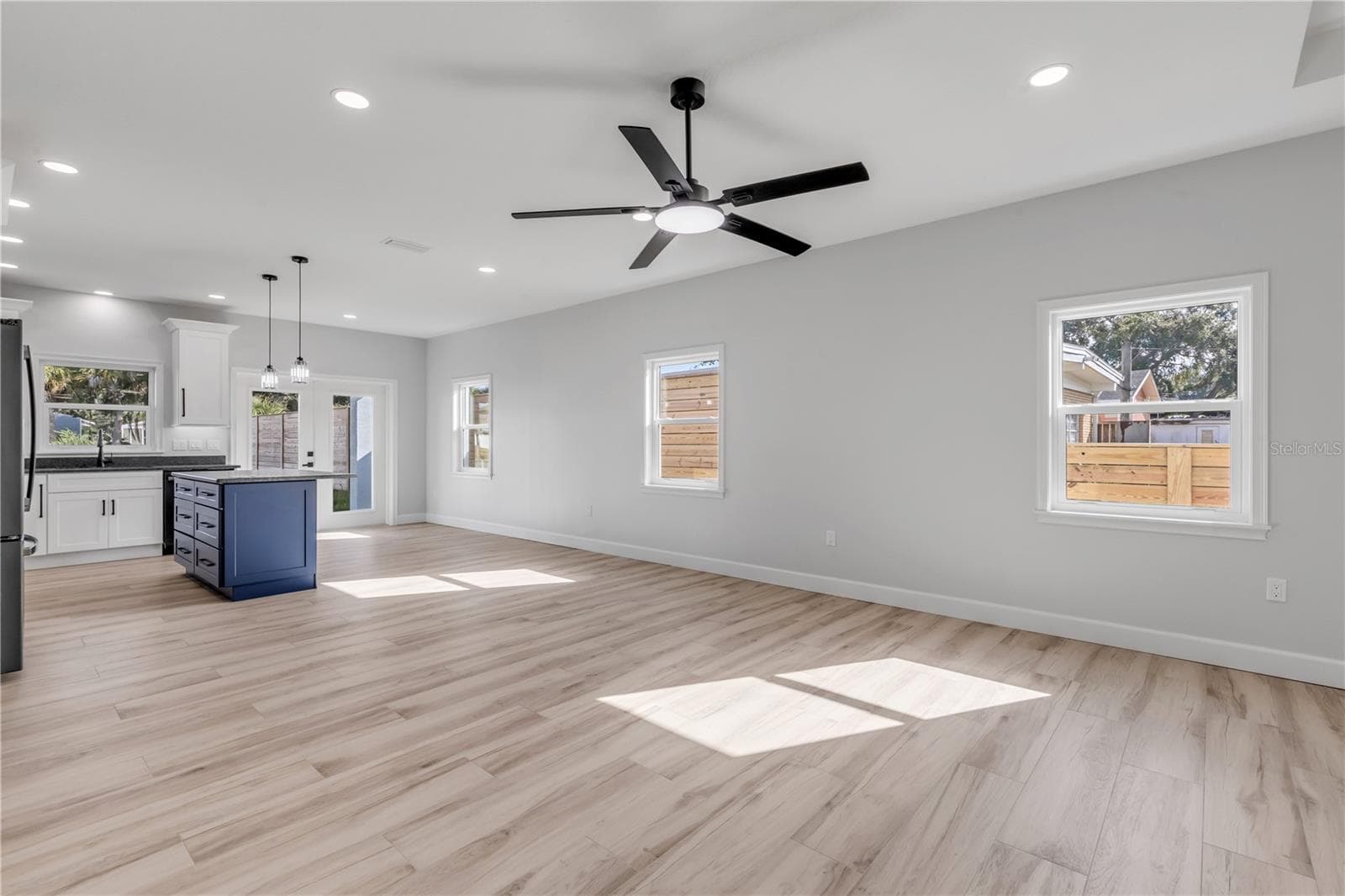 Single Family Residence at 128 INDIAN CREEK RD, OAK HILL, photo 13 of 71