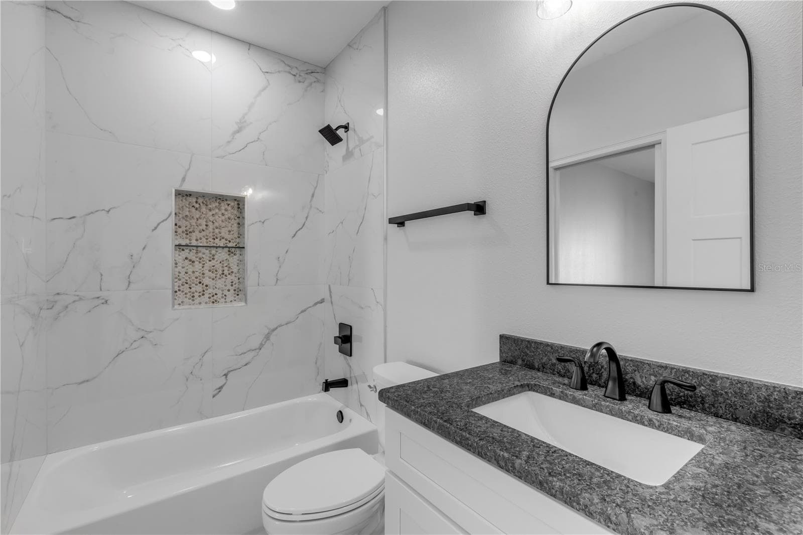 Single Family Residence at 128 INDIAN CREEK RD, OAK HILL, photo 33 of 71