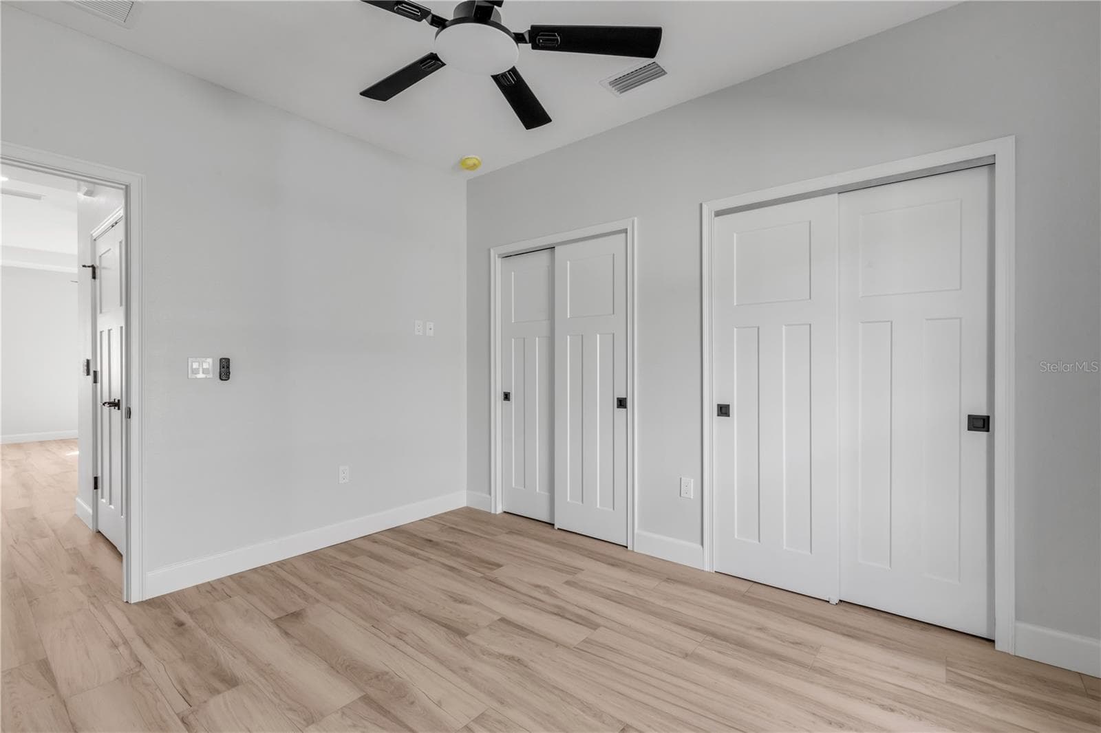 Single Family Residence at 128 INDIAN CREEK RD, OAK HILL, photo 39 of 71