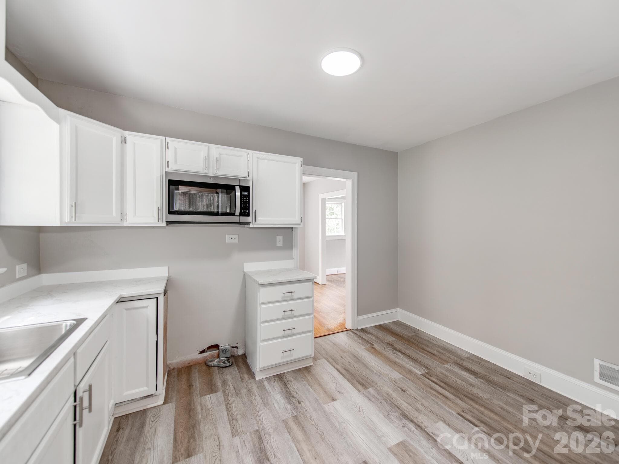 Single Family Residence at 113 Falls Street, Morganton, photo 11 of 33