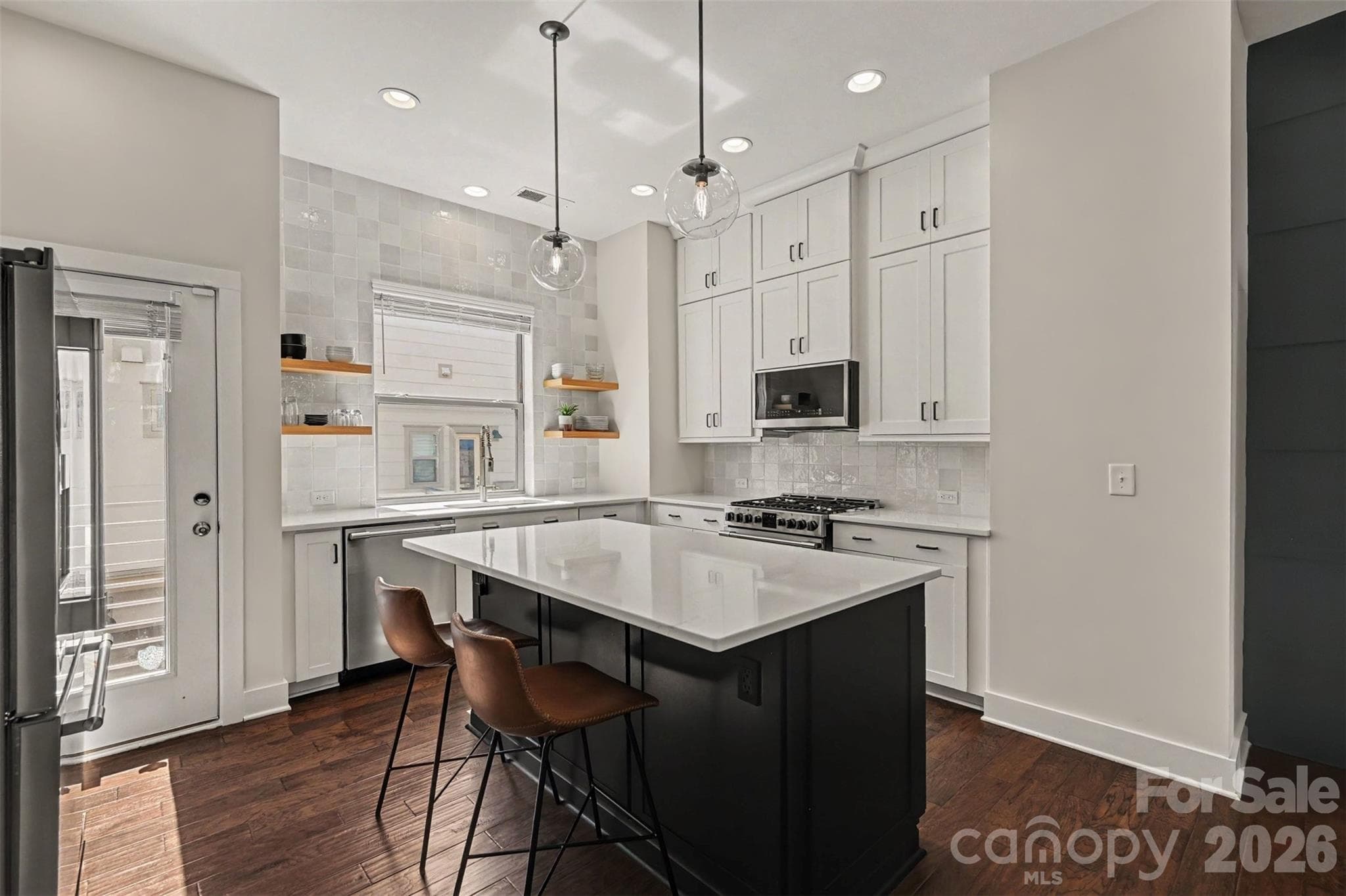 Townhouse at 2539 Euclid Avenue, Charlotte, photo 9 of 35