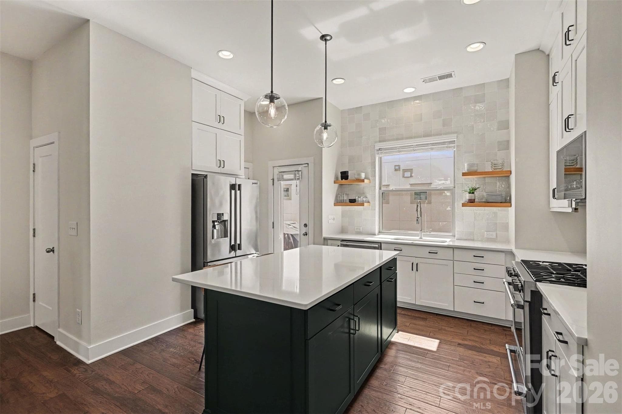 Townhouse at 2539 Euclid Avenue, Charlotte, photo 10 of 35