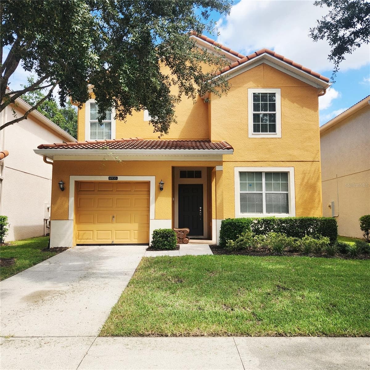 8935 CUBAN PALM RD
