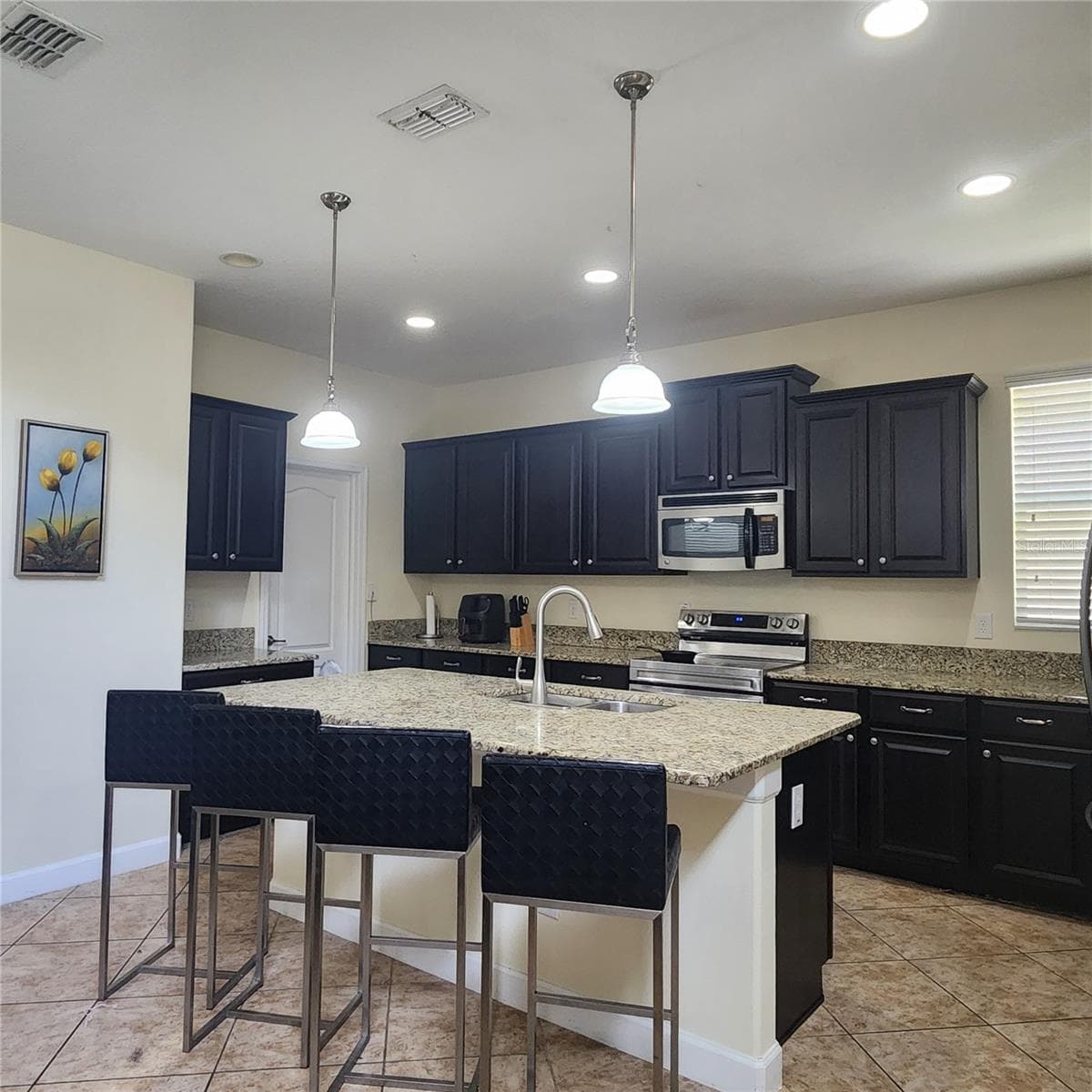 Fully equipped kitchen - 8935 CUBAN PALM RD, KISSIMMEE