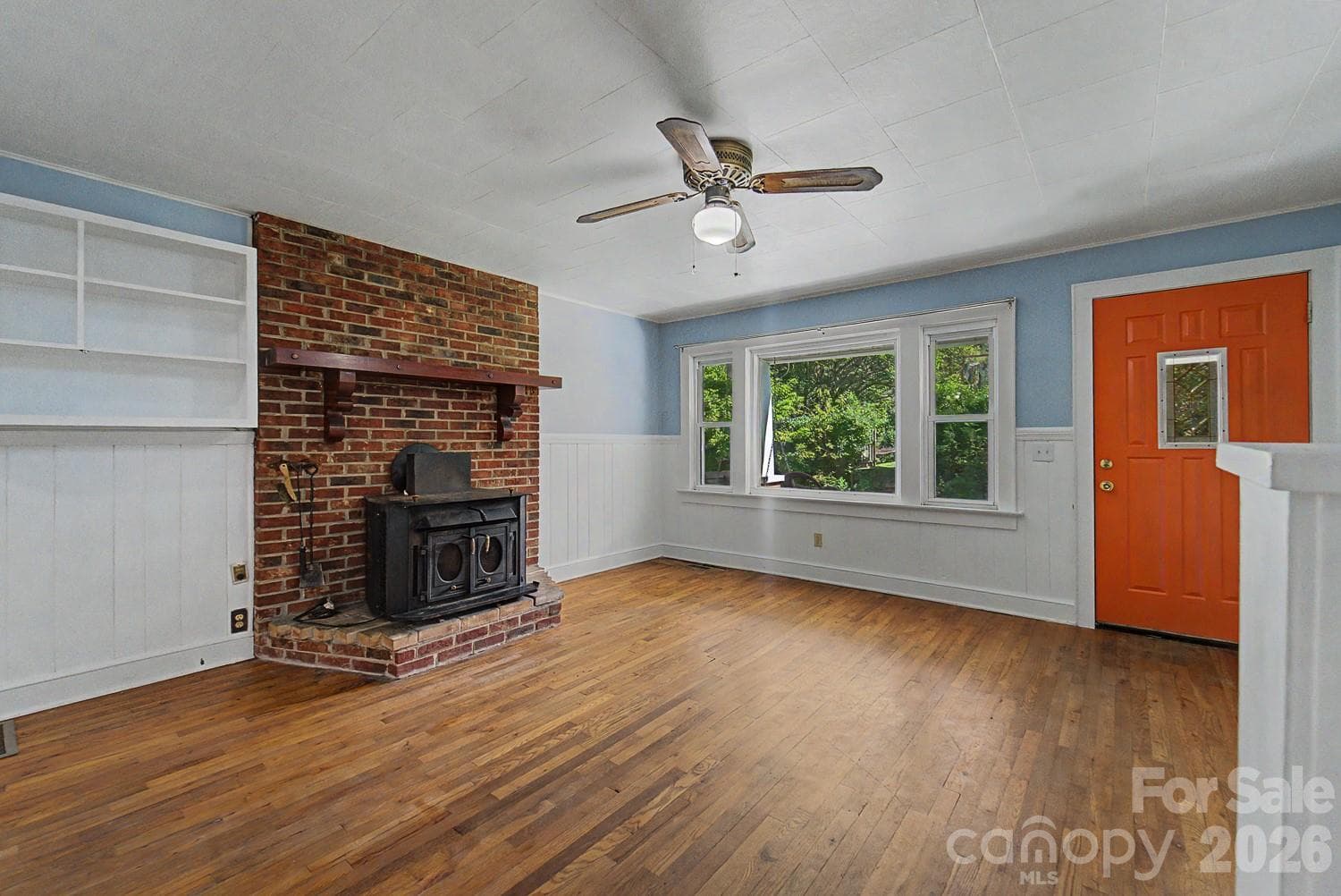 Single Family Residence at 80 Nature Lane, Waynesville, photo 8 of 33