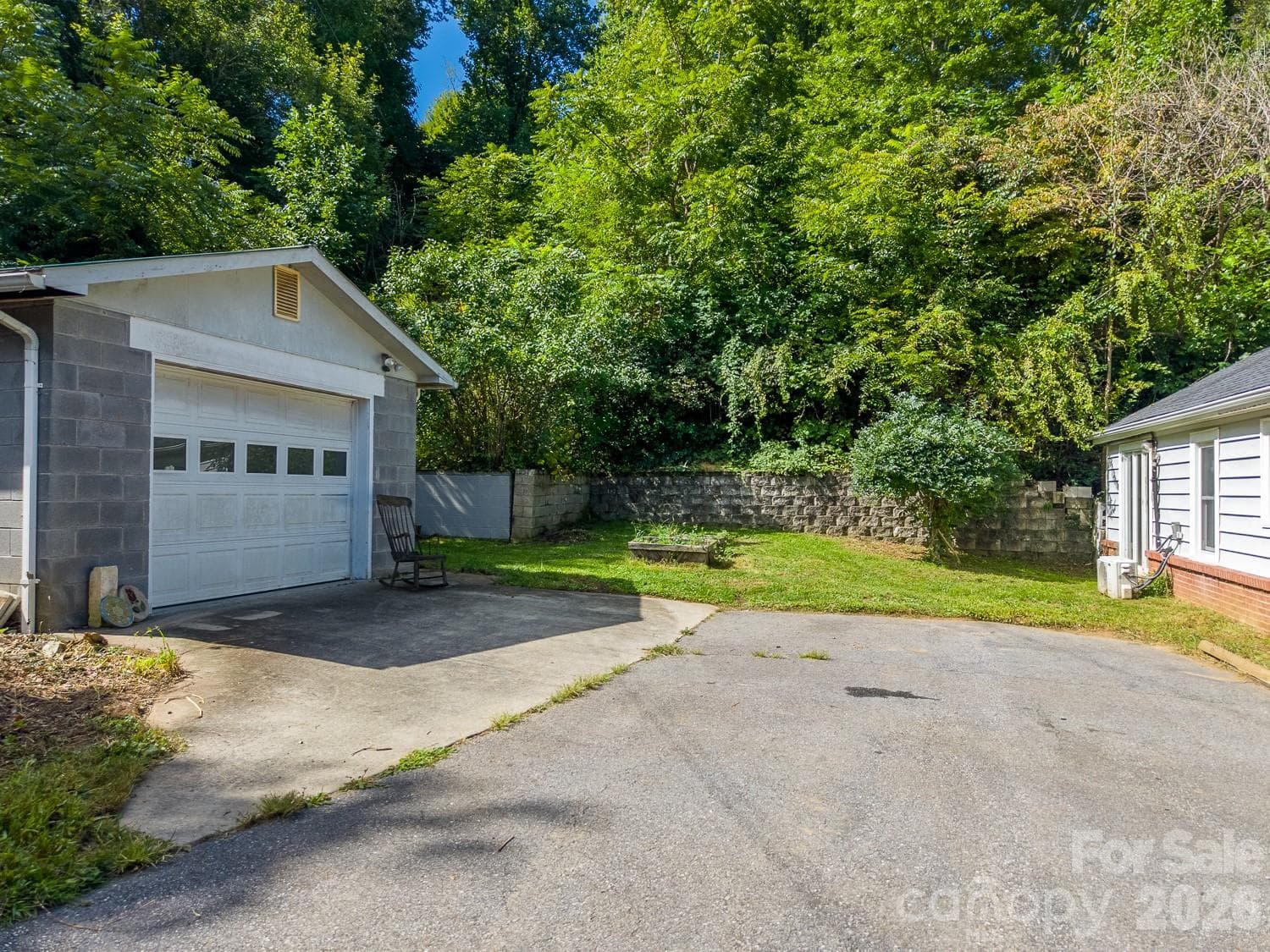 Single Family Residence at 80 Nature Lane, Waynesville, photo 27 of 33