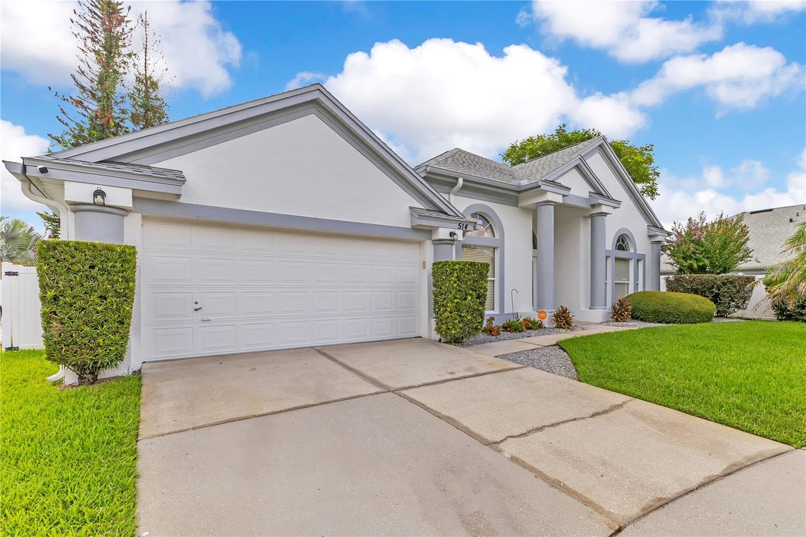 Single Family Residence at 514 KEY CT, ORLANDO, photo 2 of 64