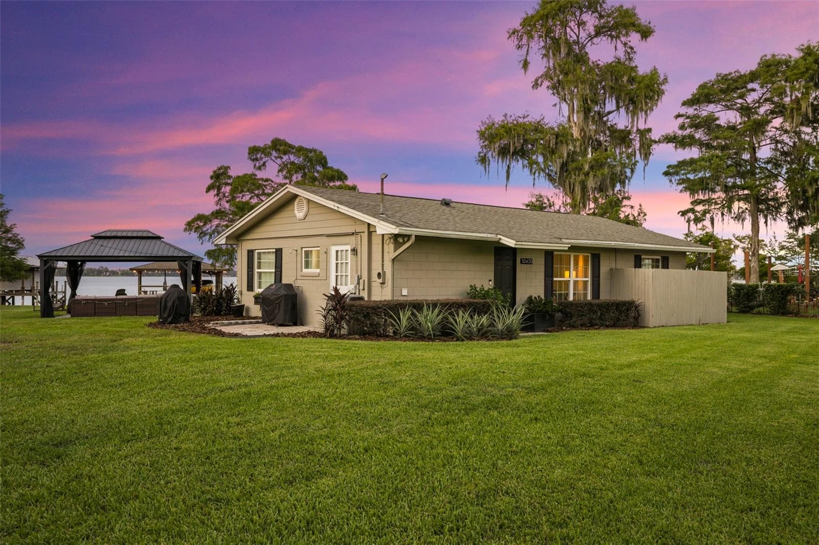 Single Family Residence at 10430 LAKE COTTAGE LN, ORLANDO, photo 15 of 49