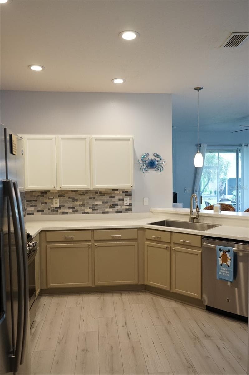 Condominium at 2032 INVERNESS GREENS DR #76, SUN CITY CENTER, photo 11 of 51