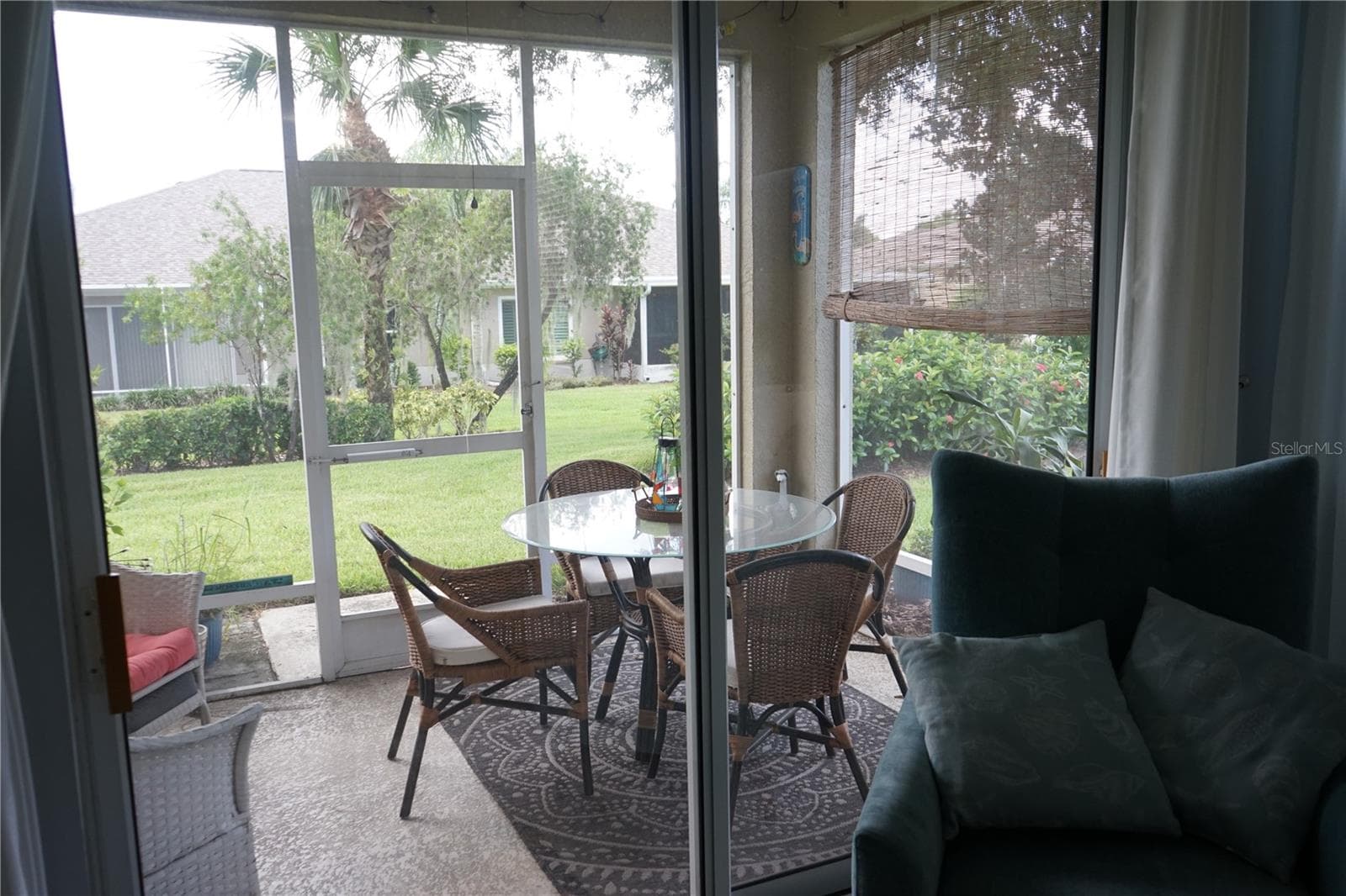 screened lanai - 2032 INVERNESS GREENS DR #76, SUN CITY CENTER
