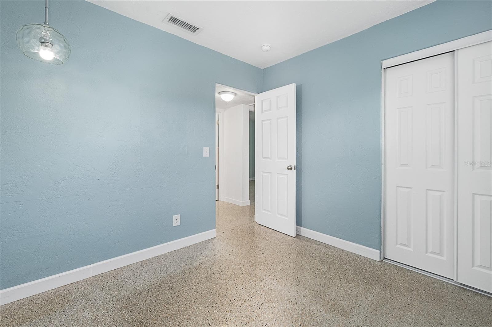Single Family Residence at 700 KATHERINE ST, SOUTH DAYTONA, photo 18 of 28