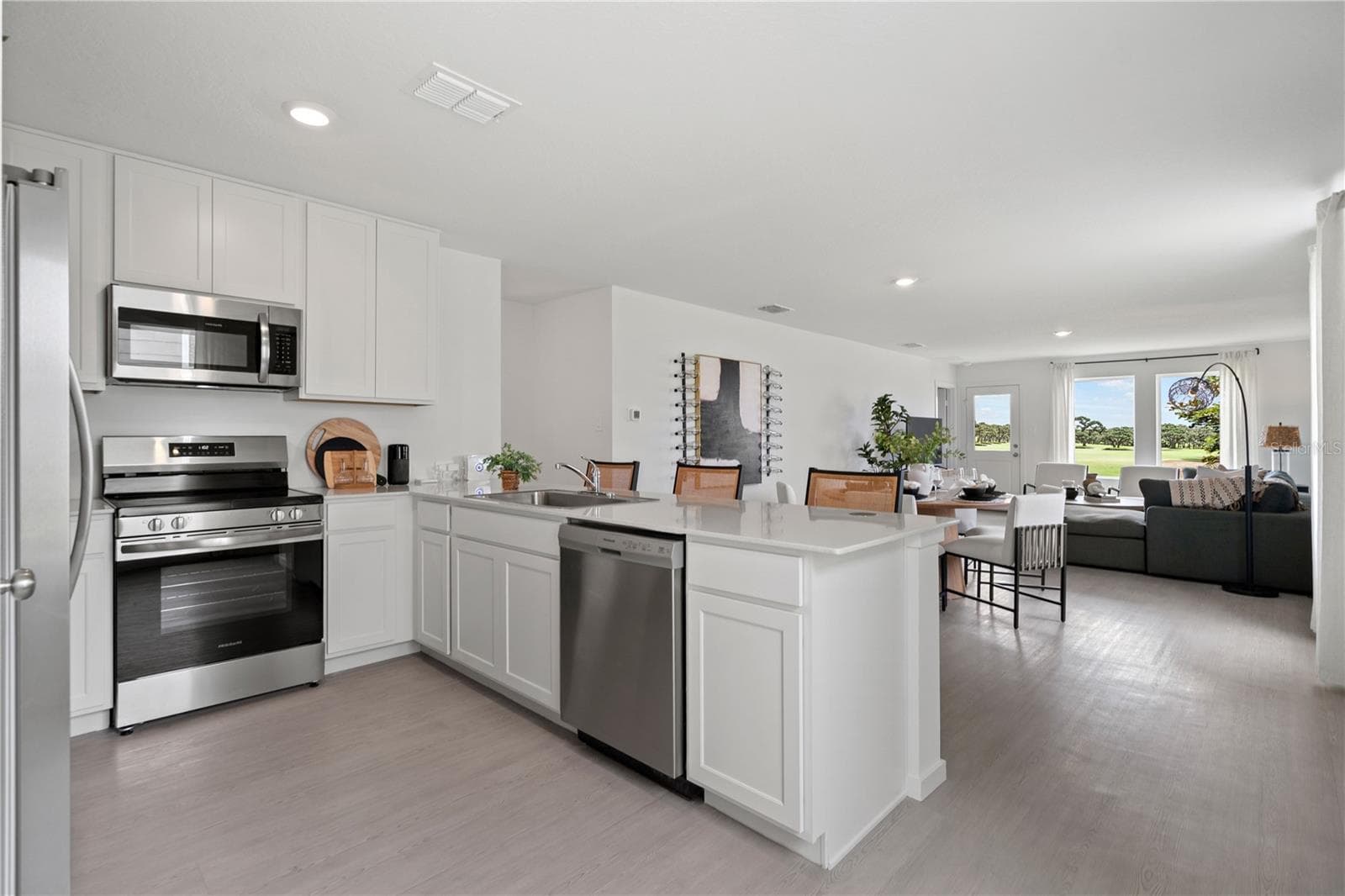 Single Family Residence at 5567 MORANT BAY PATH, KISSIMMEE, photo 2 of 21