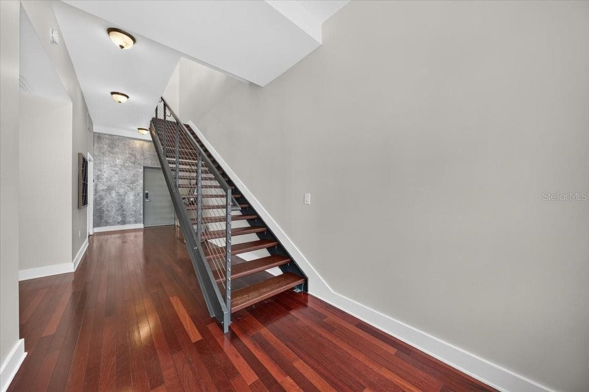 Condominium at 1010 CENTRAL AVE #412, ST PETERSBURG, photo 22 of 37