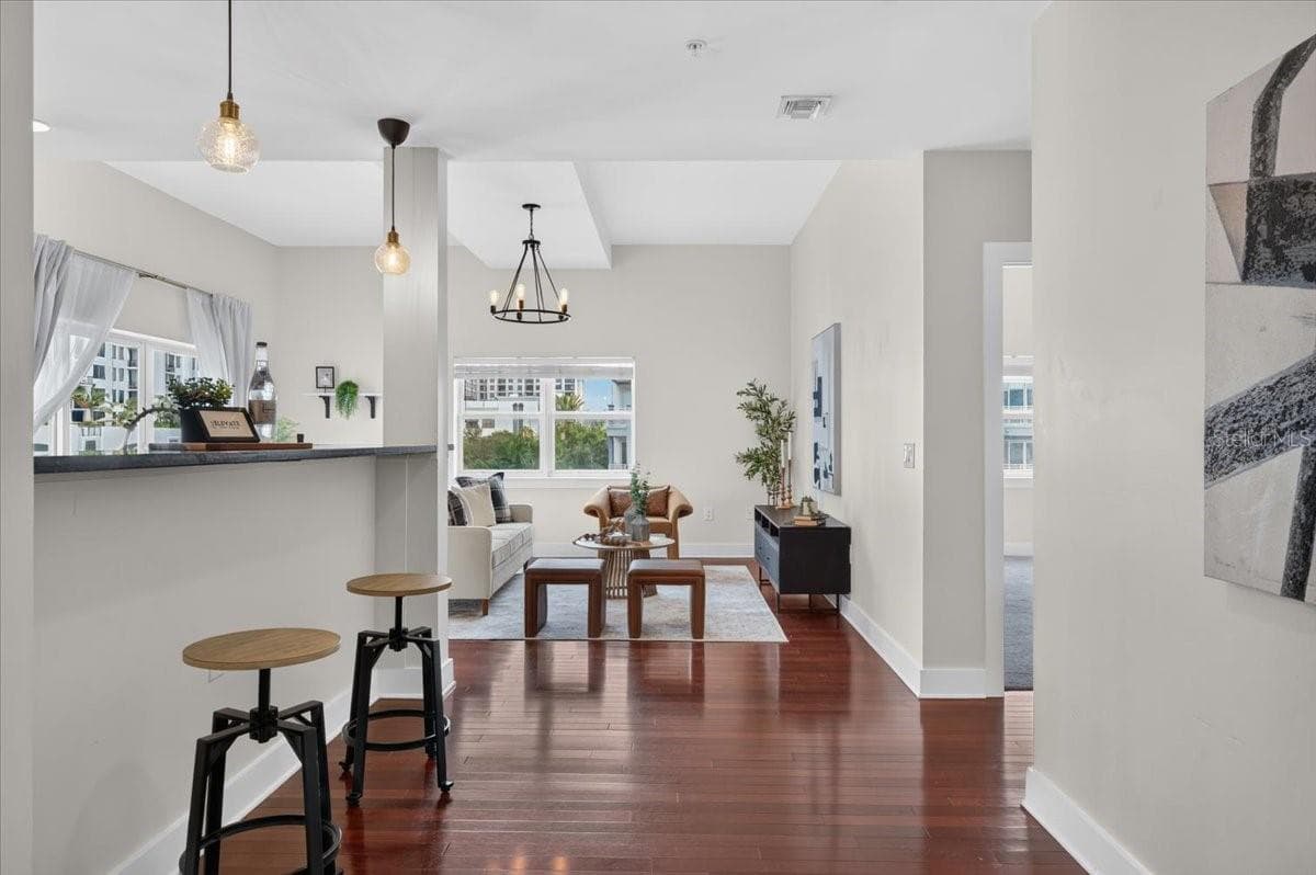 Condominium at 1010 CENTRAL AVE #412, ST PETERSBURG, photo 23 of 37