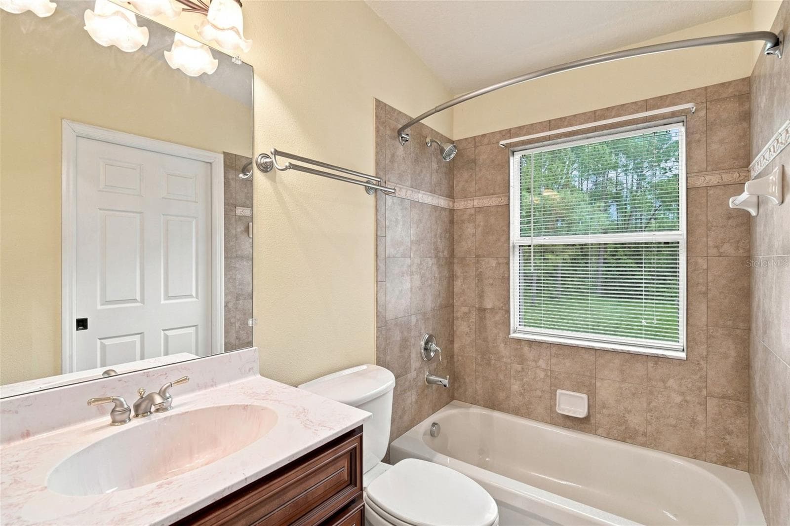 ADU BATHROOM 1 - 73 SANCTUARY AVE, DEBARY