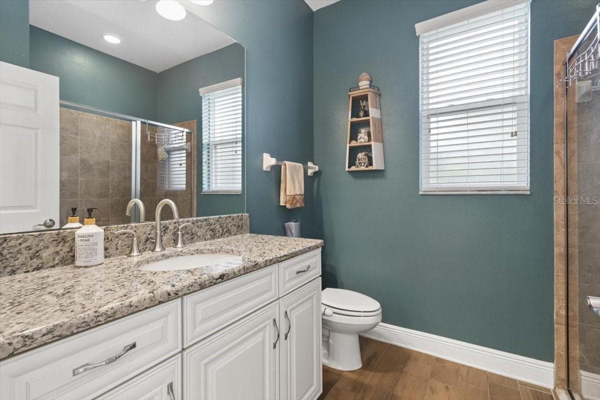 Full first floor bathroom - 19129 LONG LAKE RANCH BLVD, LUTZ
