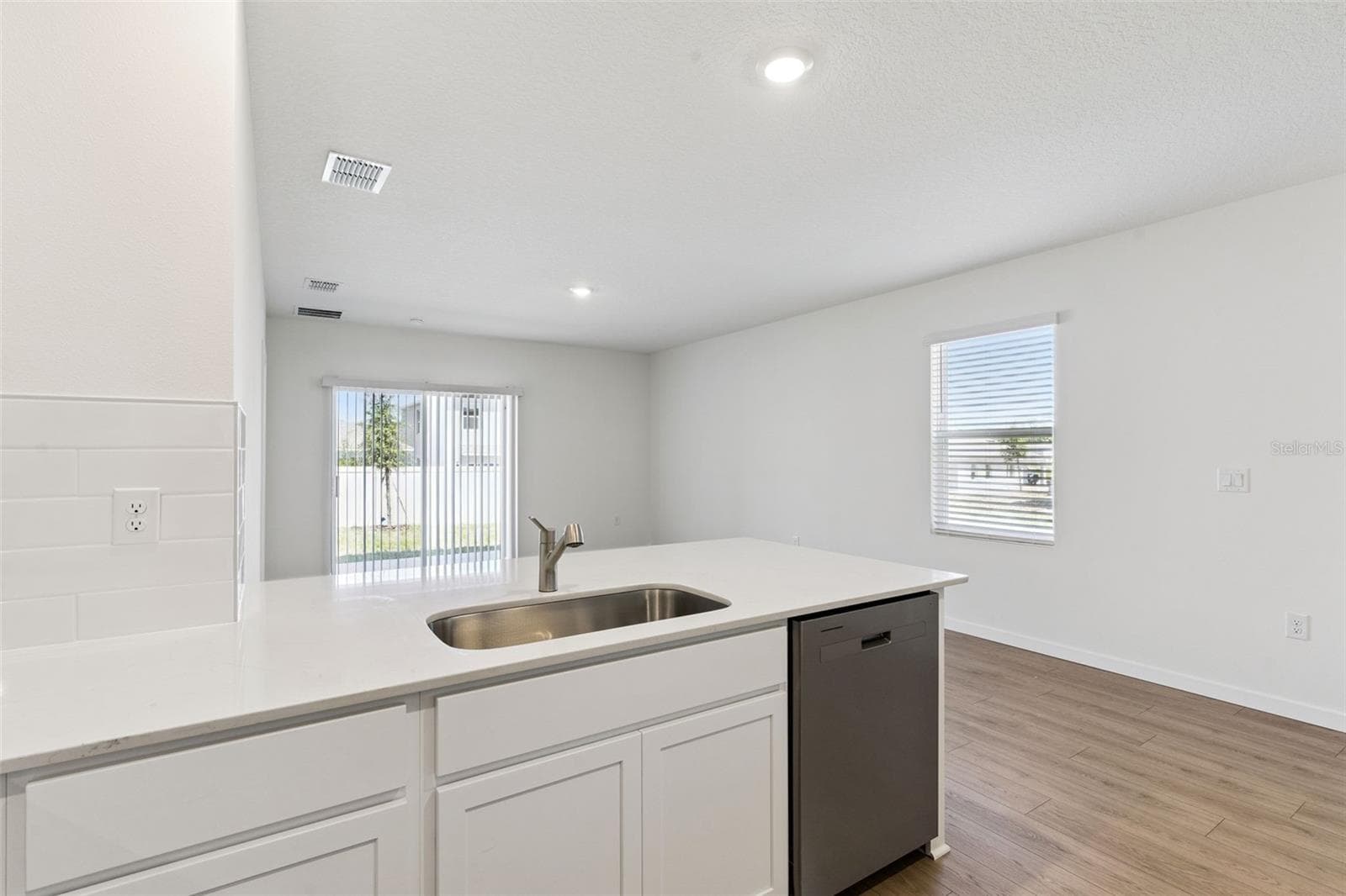 Single Family Residence at 3411 SPINEYWOOD DR, OCOEE, photo 12 of 38