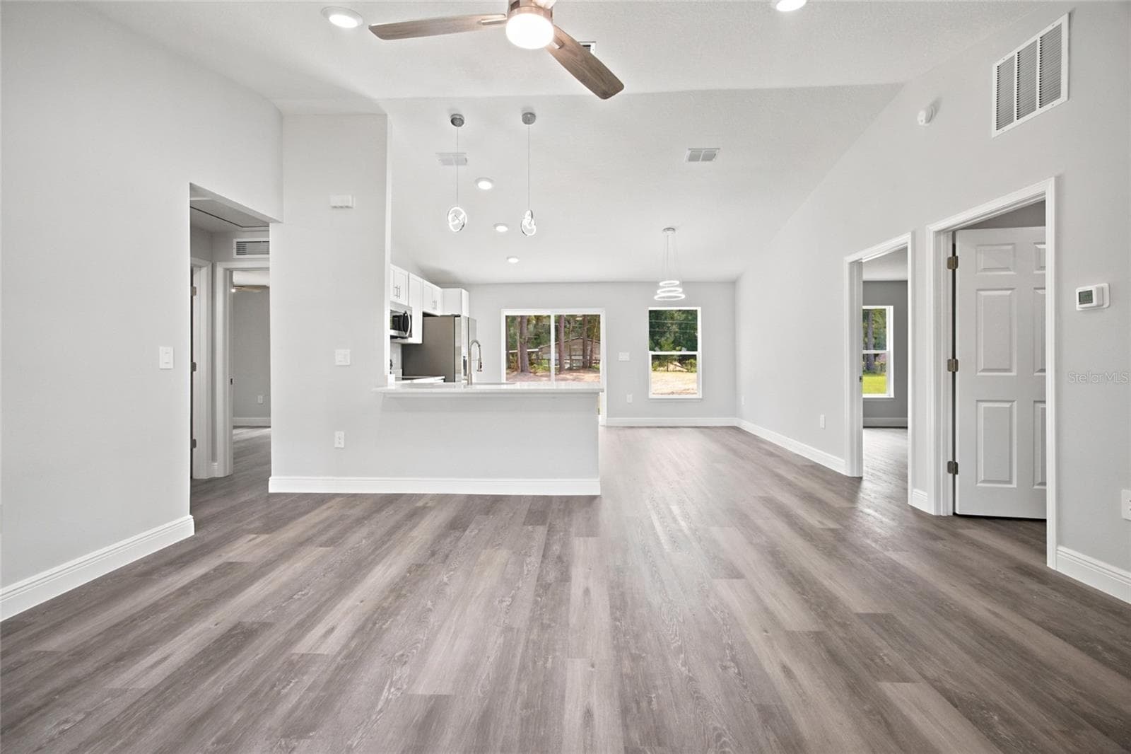 Single Family Residence at 13314 W HIGHWAY 328, OCALA, photo 7 of 37