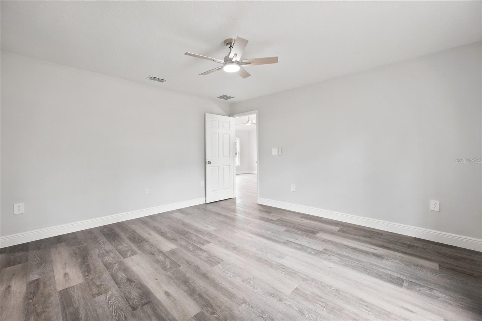 Single Family Residence at 13314 W HIGHWAY 328, OCALA, photo 24 of 37