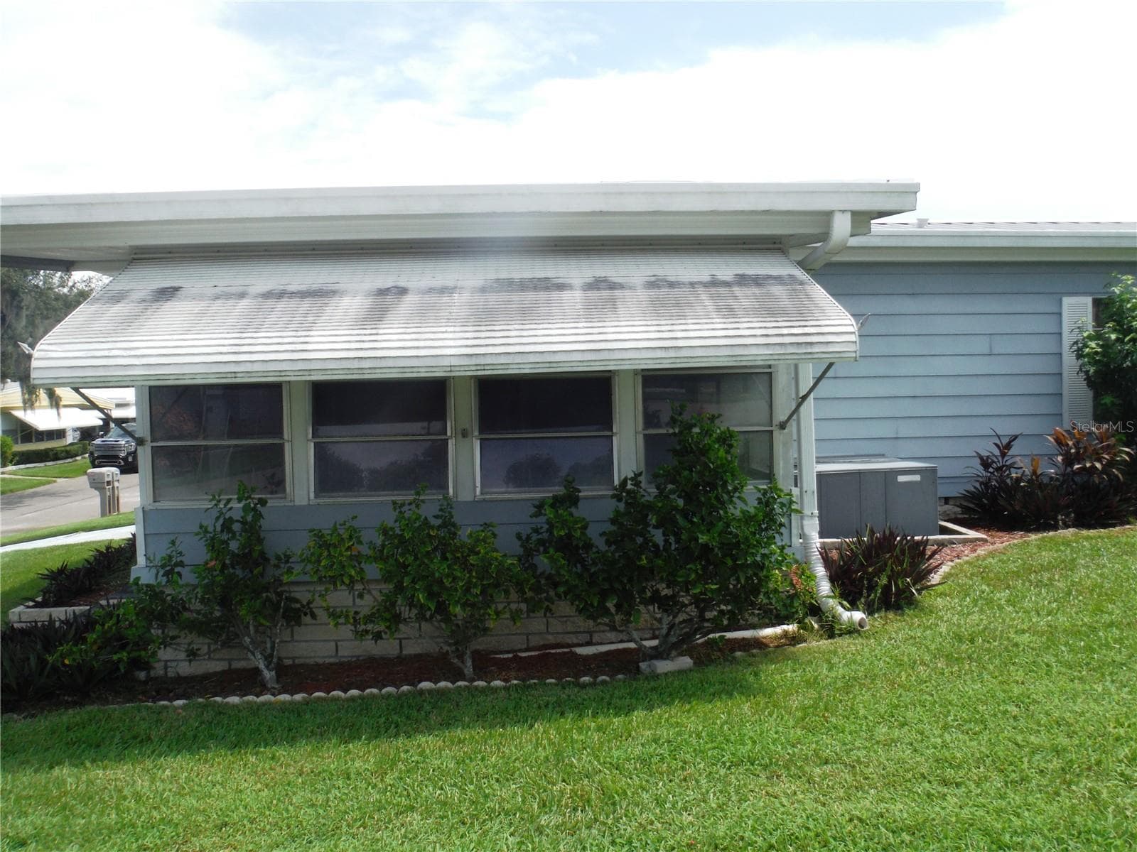 Manufactured Home at 30 STAG RUN CT #11, SAFETY HARBOR, photo 31 of 38