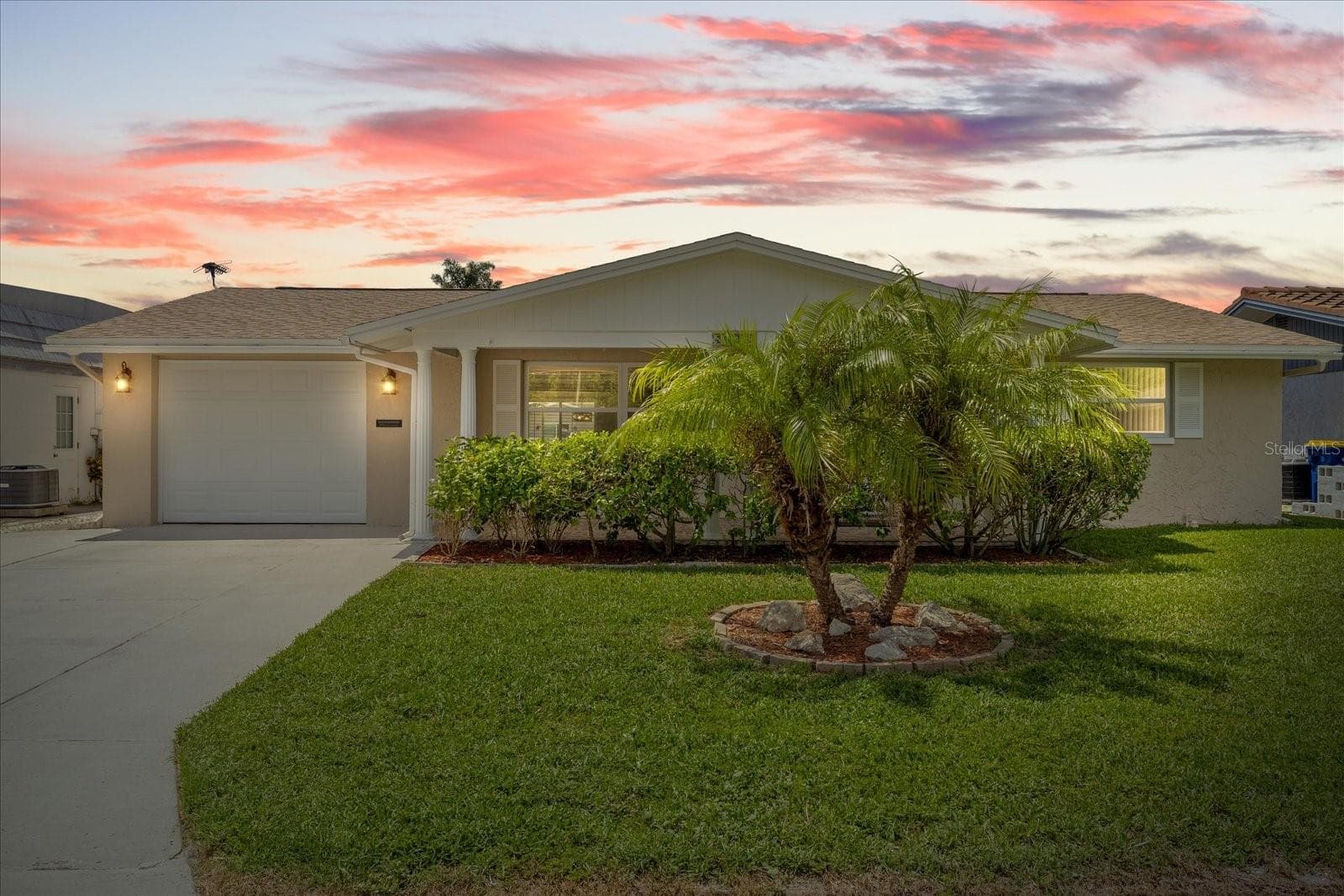 4933 SHELL STREAM BLVD
