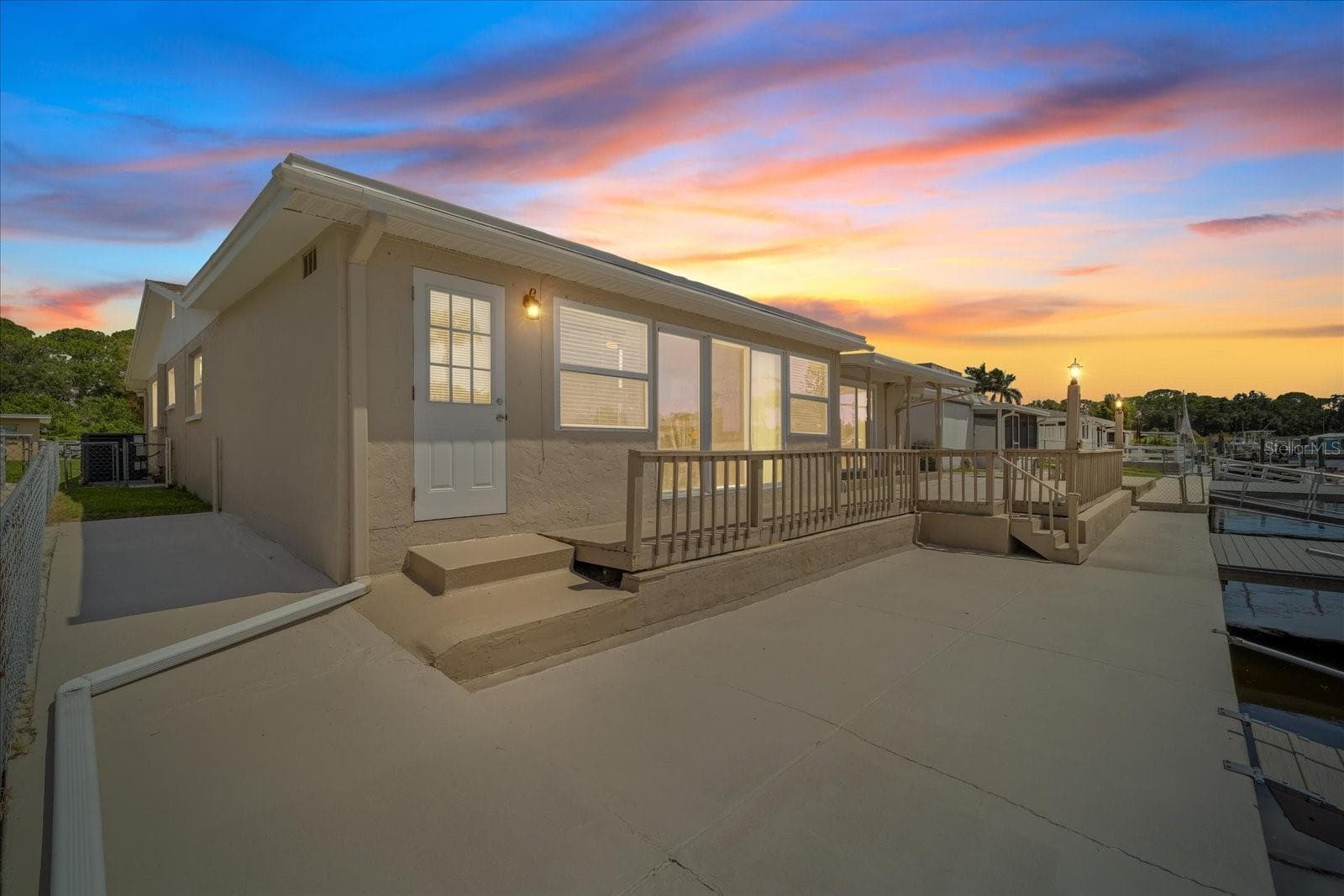 Virtually enhanced - 4933 SHELL STREAM BLVD, NEW PORT RICHEY