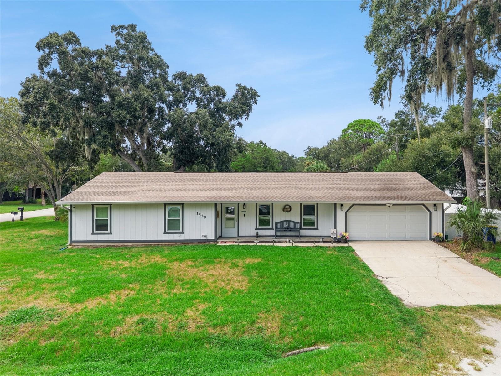 1629 ORANGE TREE DR